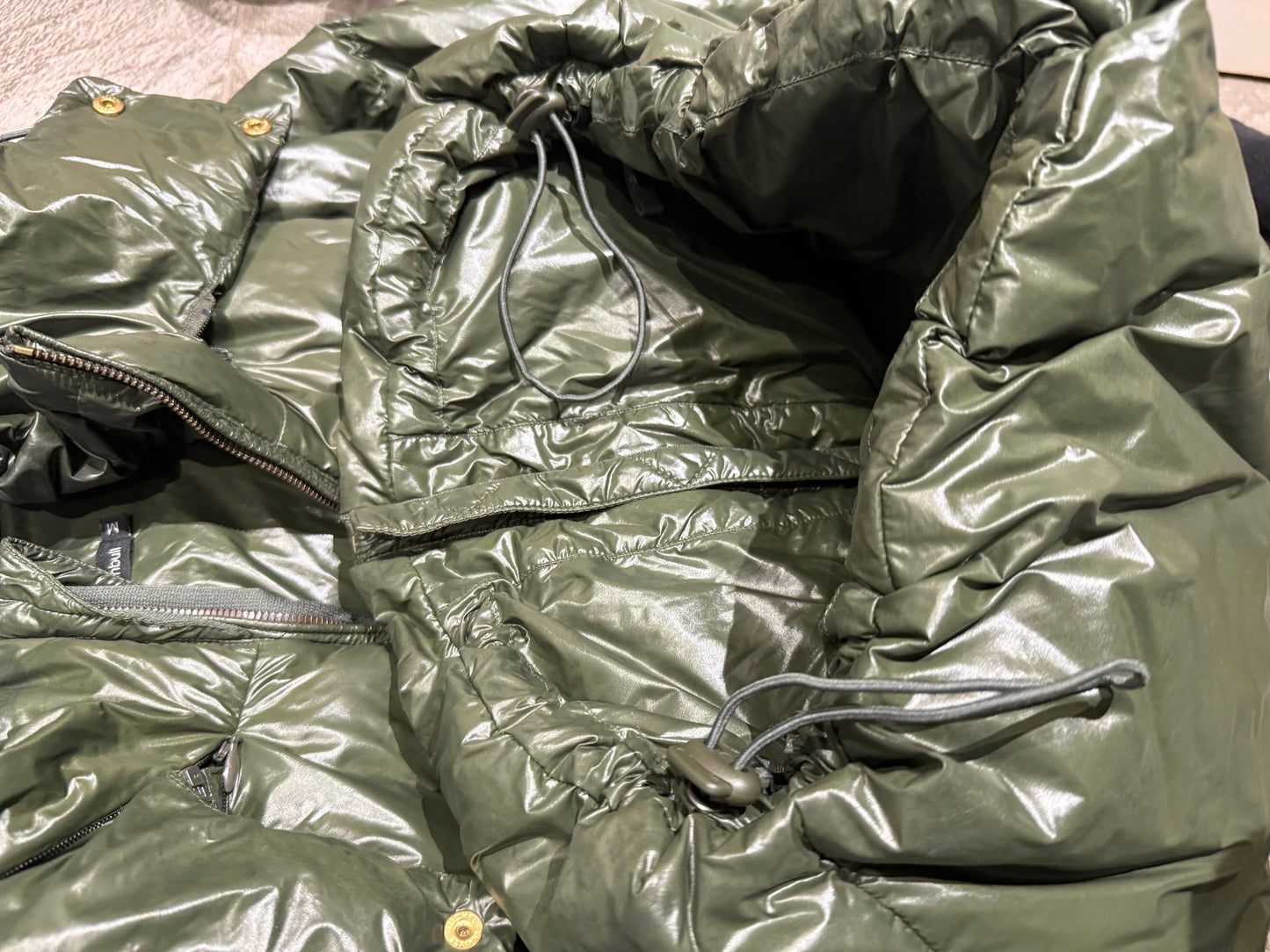 000’s John Bull Glossy Puffer (M)