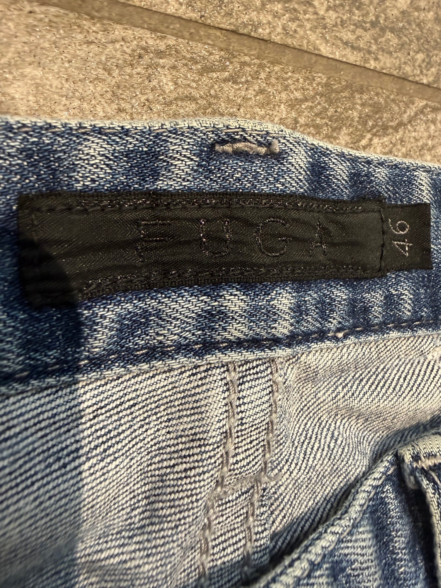 000’s Fuga Jeans (32”)