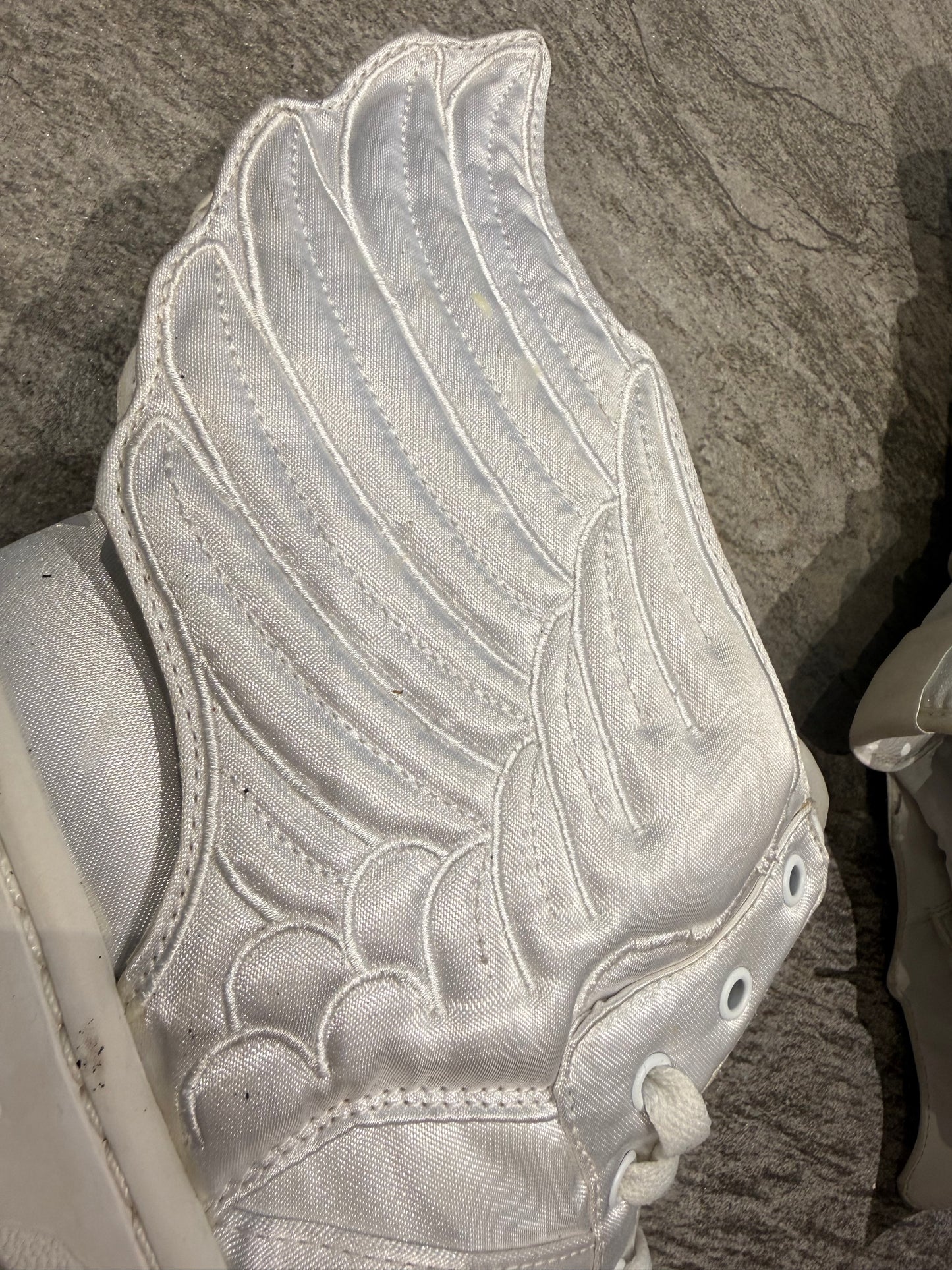 Jeremy Scott x Adidas Wings High Tops (UK 9.5 - EU 44)