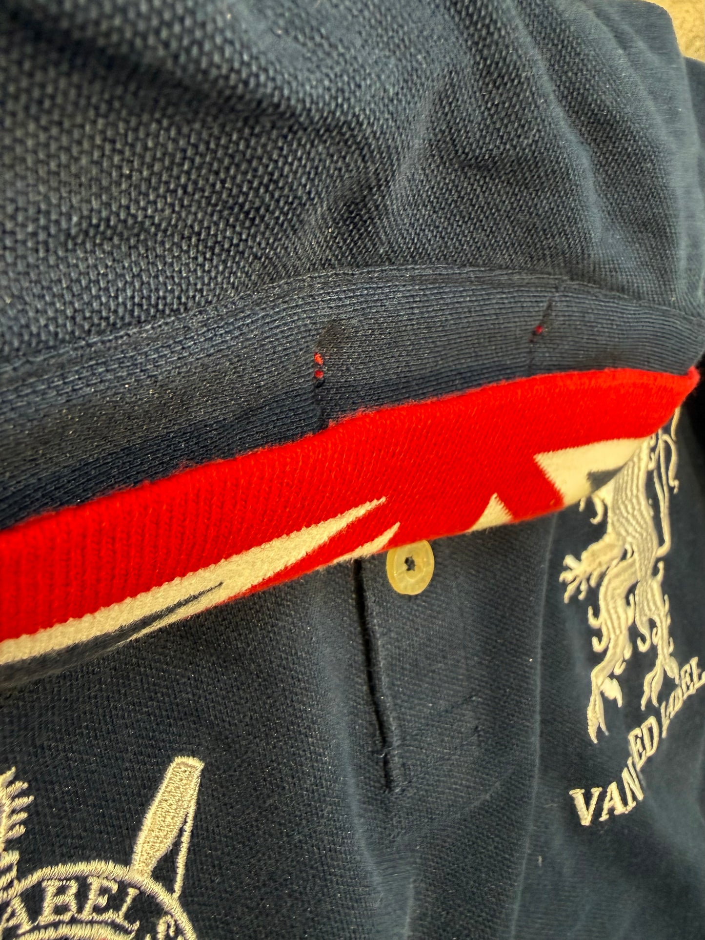 000’s Union Jack Van Red Label (L)
