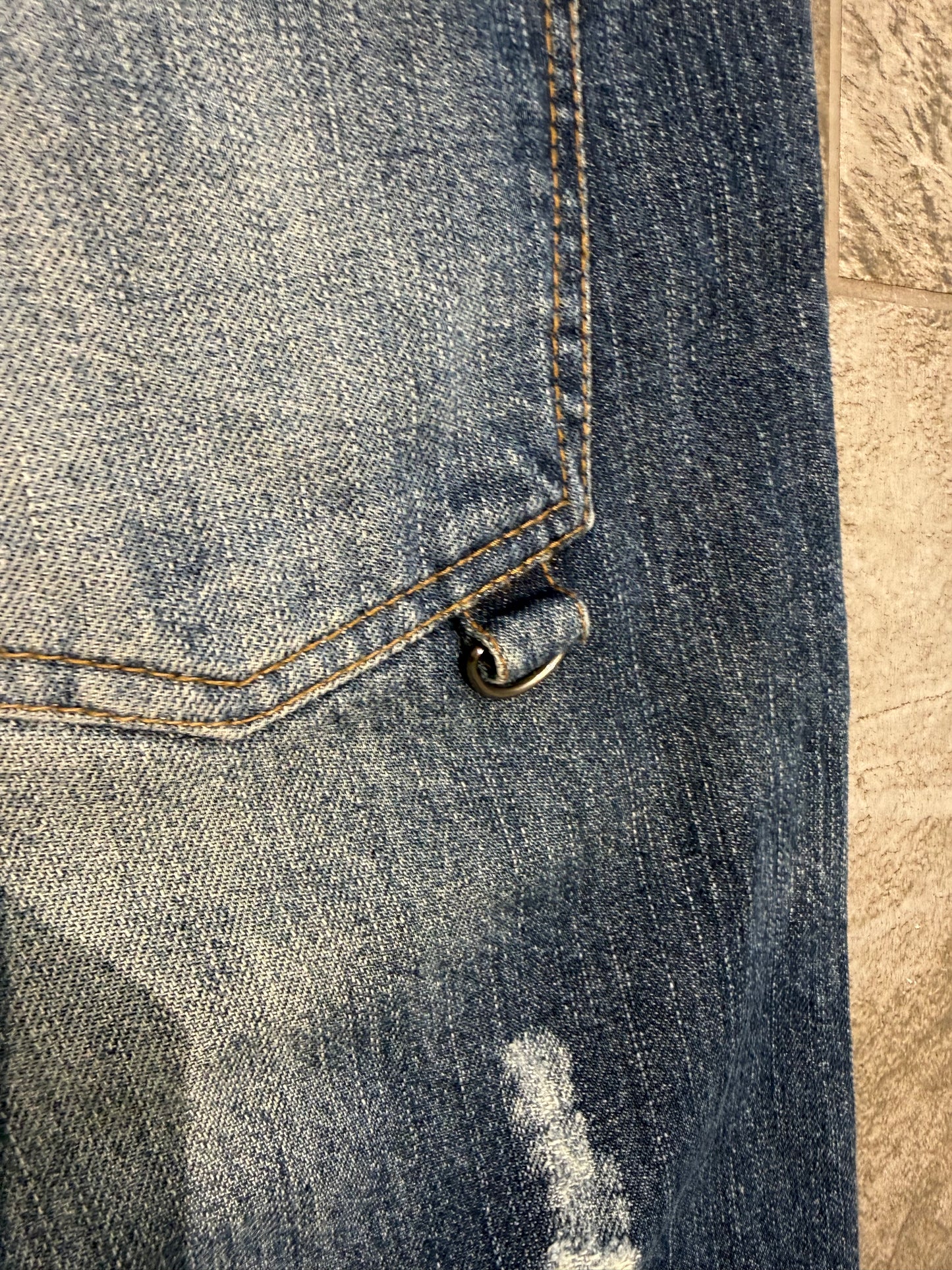 000’s Nylaus Double Waisted Studded Jeans (32”)