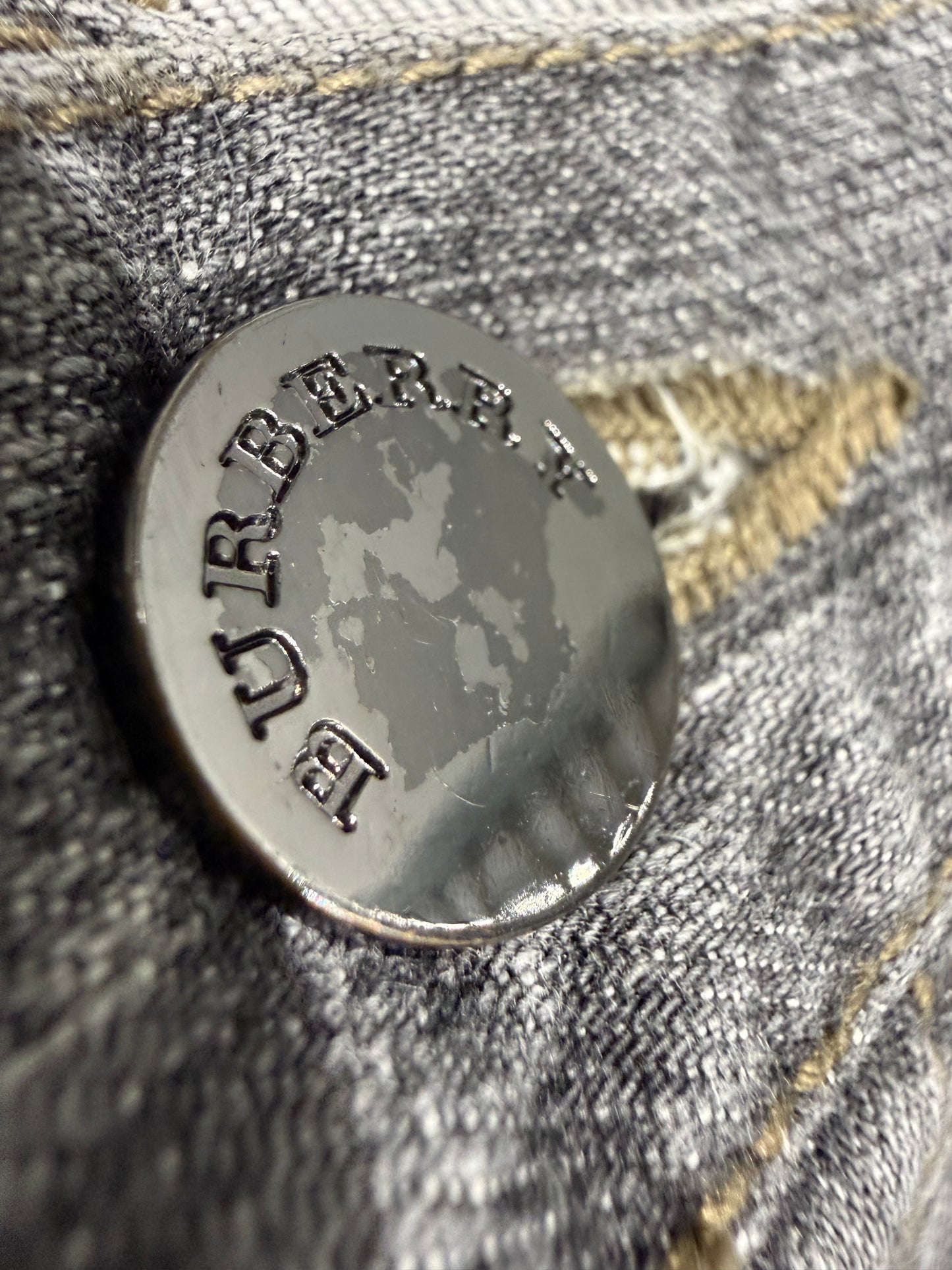 000’s Burberry Jeans (32”)