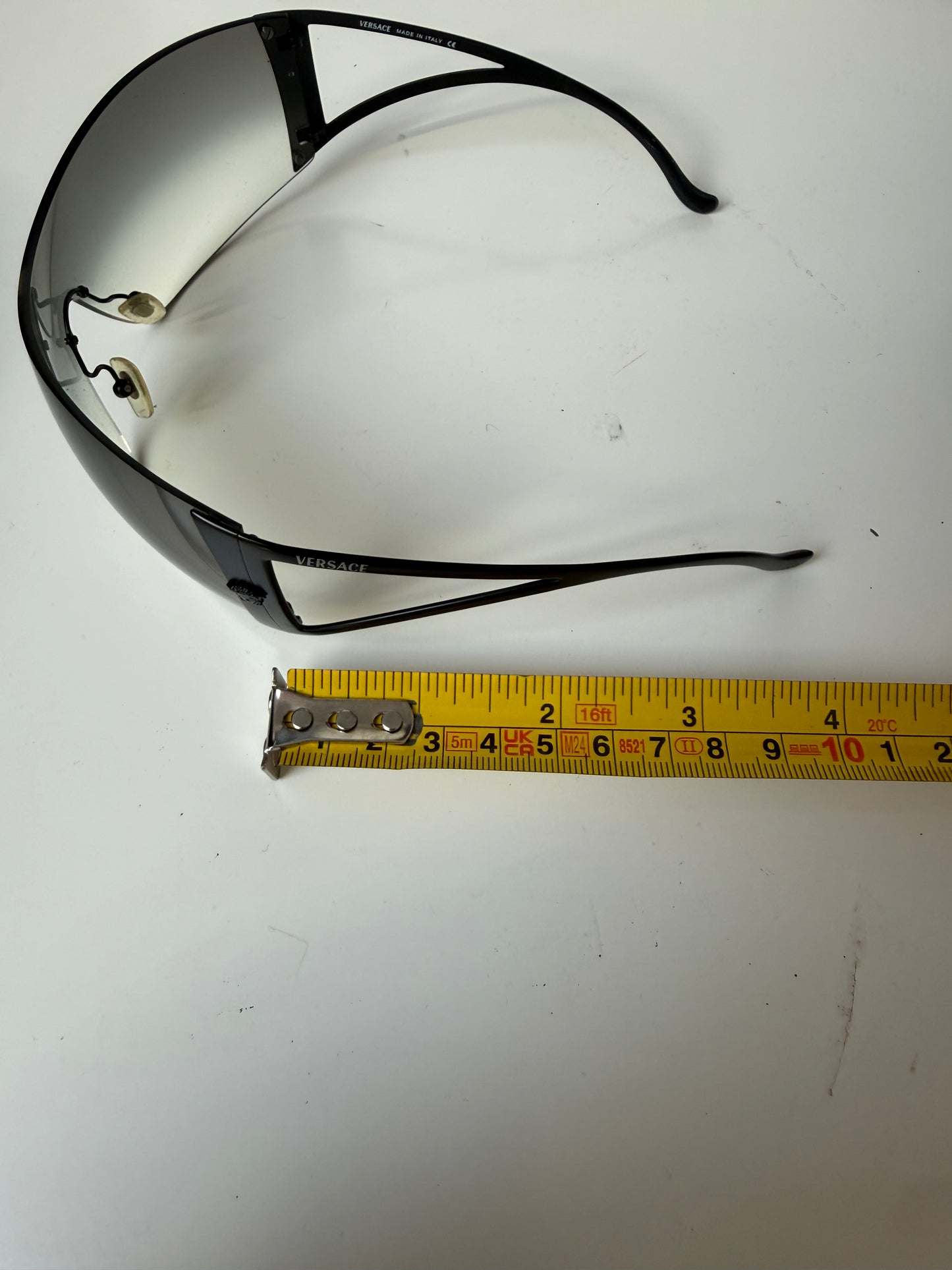 000’s Versace Oversized Gradient Sunglasses