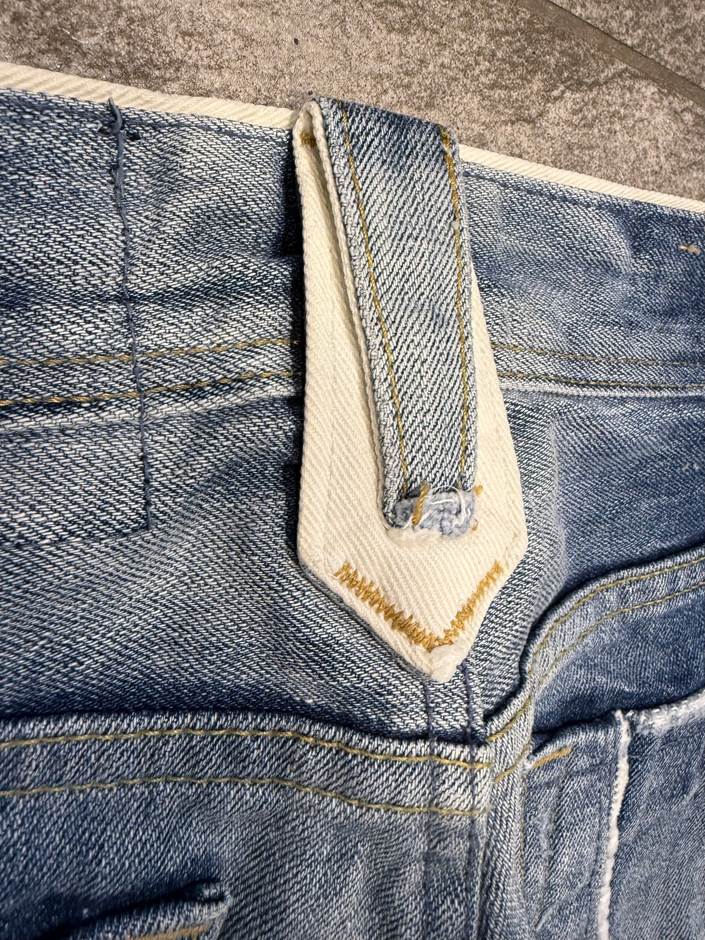 000’s A.V.H Bootcut Jeans (32”)