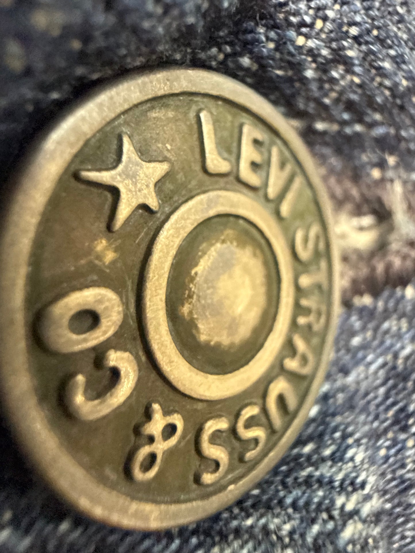 000’s Levi’s 502 Ghost Wash Jeans (30”)