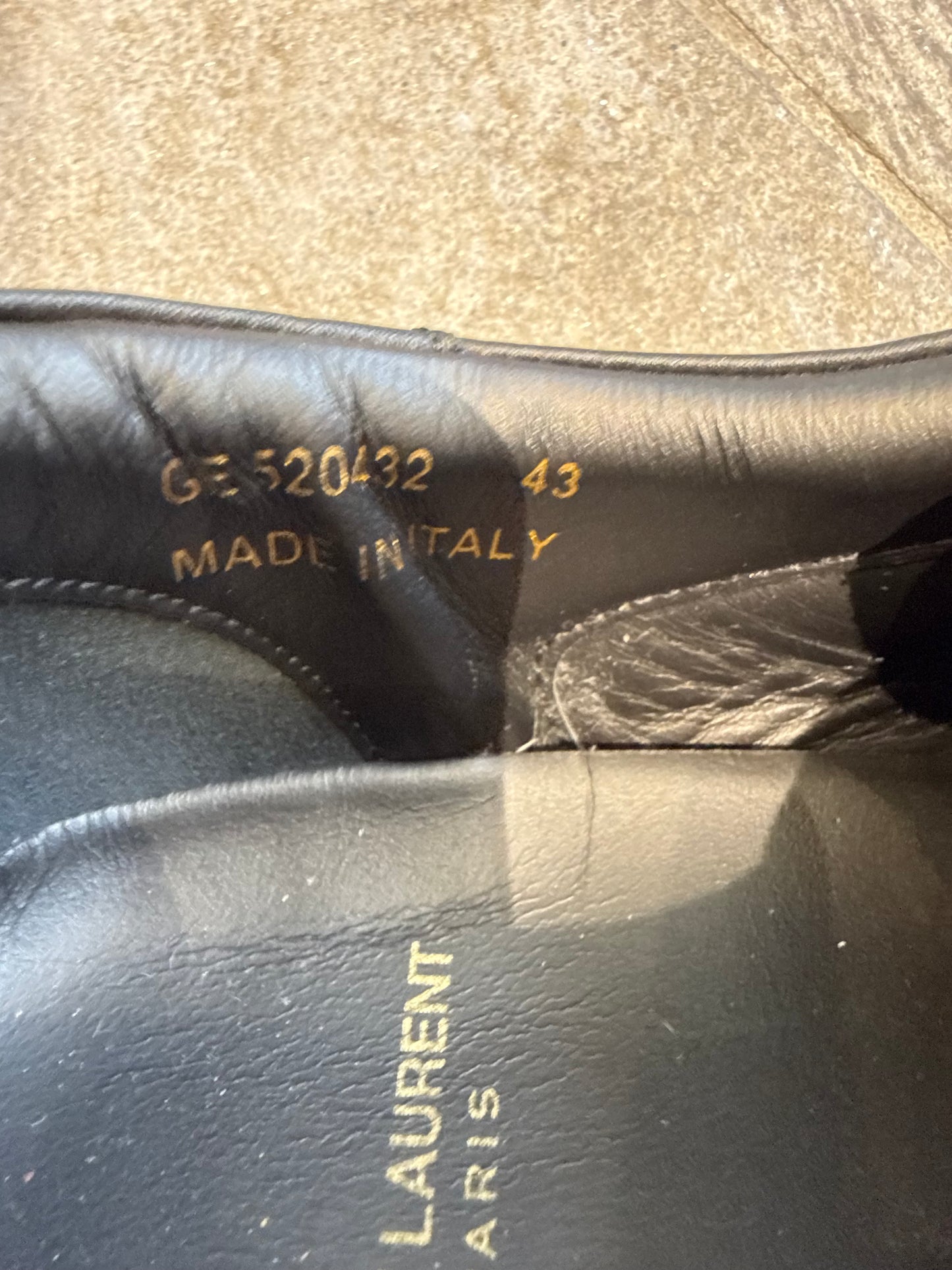 Saint Laurent Low Top Trainers (EU 43 - UK 9)