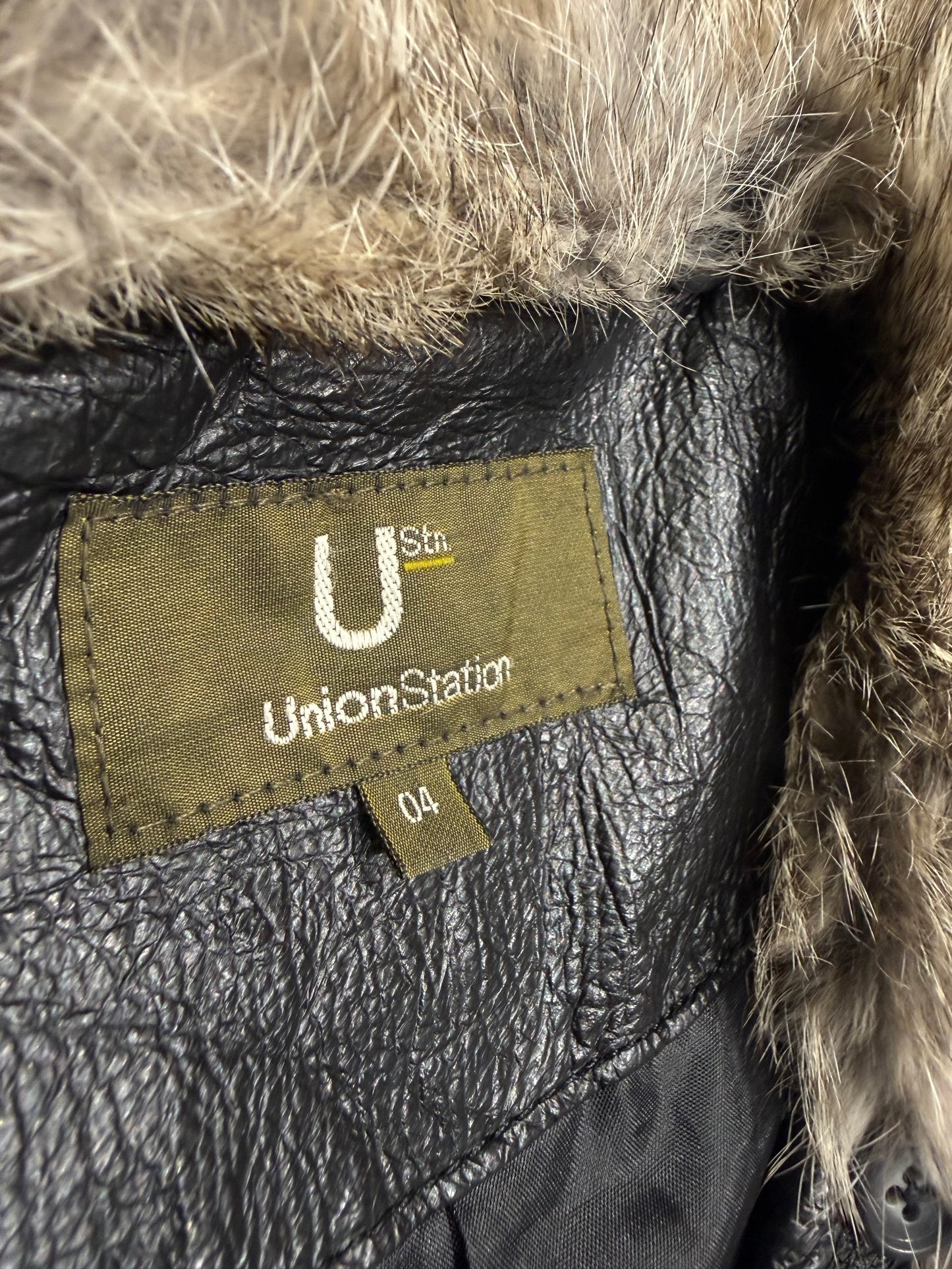 000’s Fur Collar Leather Jacket (M)