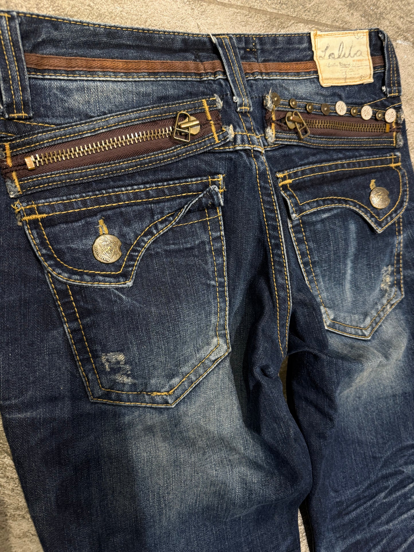 000’s Lolita Washed Bootcut Jeans (30”)