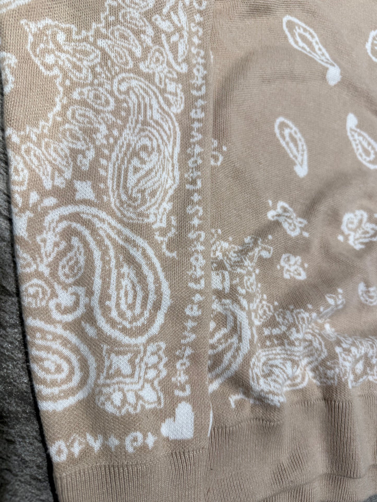 000’s Loveless Paisley Jumper (M)