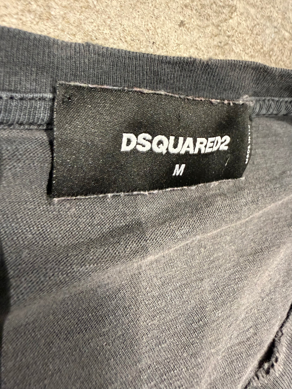 000’s Dsquared Distressed Tee (M)