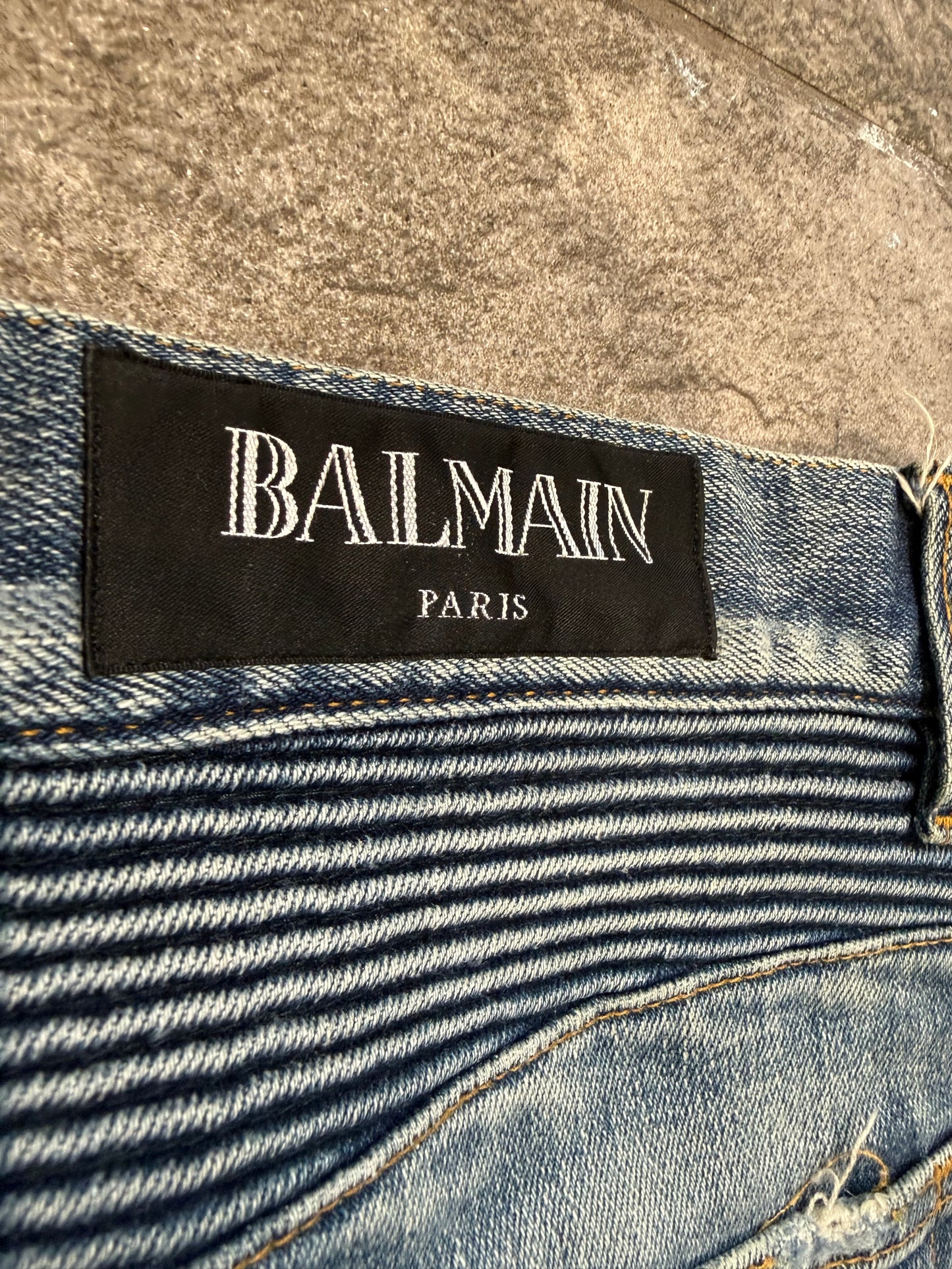 Distressed Balmain Biker Jeans (32”)