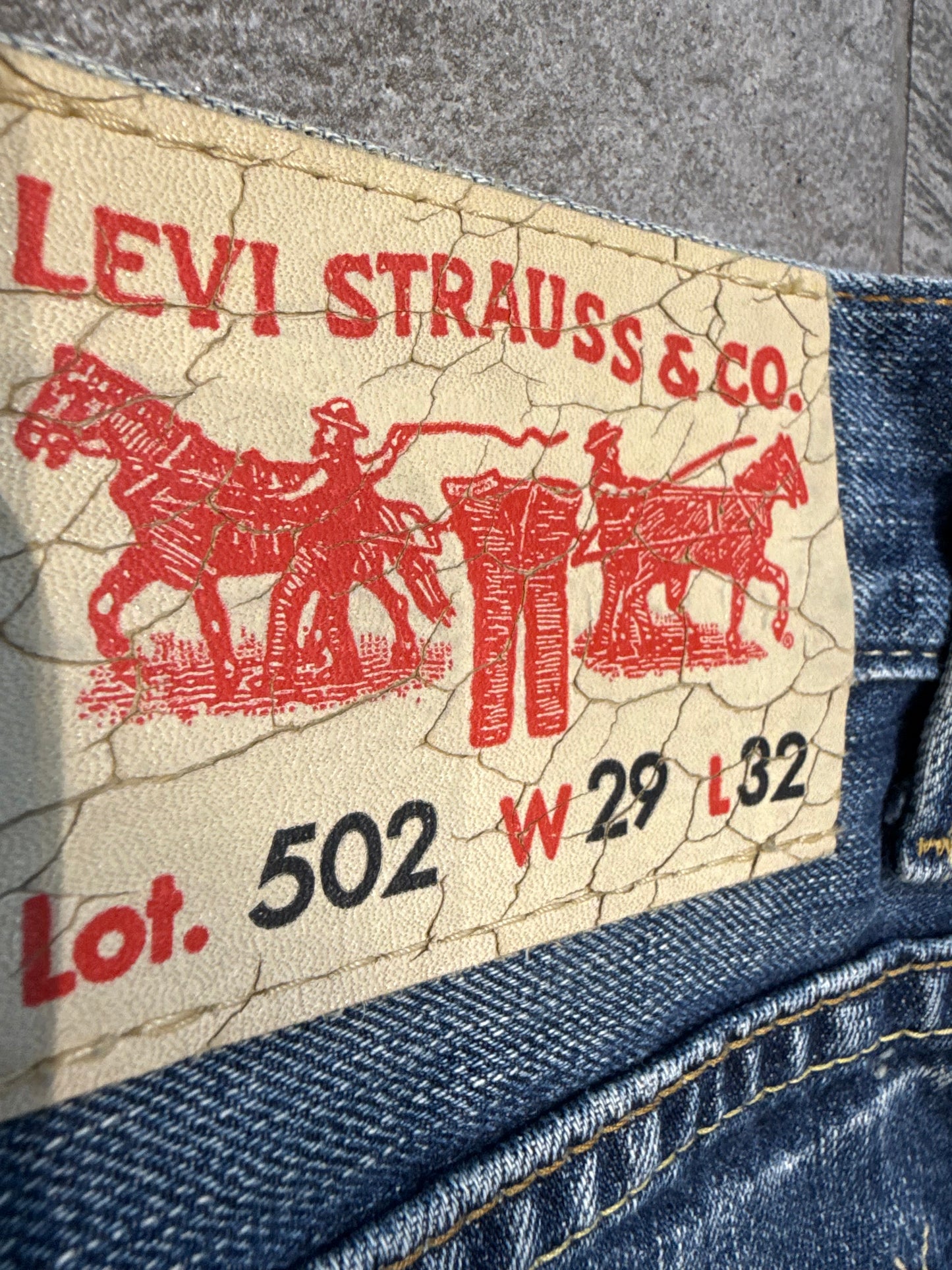 000’s Levi’s 502 Ghost Wash Jeans (29”)