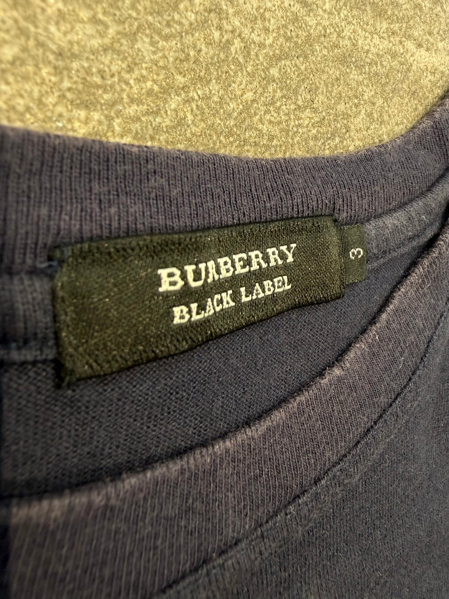 000’s Burberry Novacheck Tee (S)