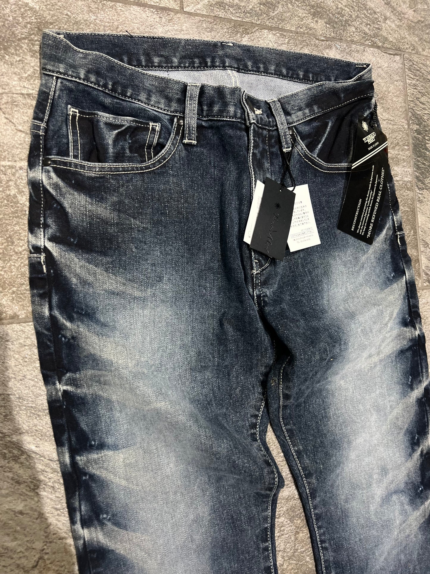000’s Deadstock Tornado Mart Jeans (28”)