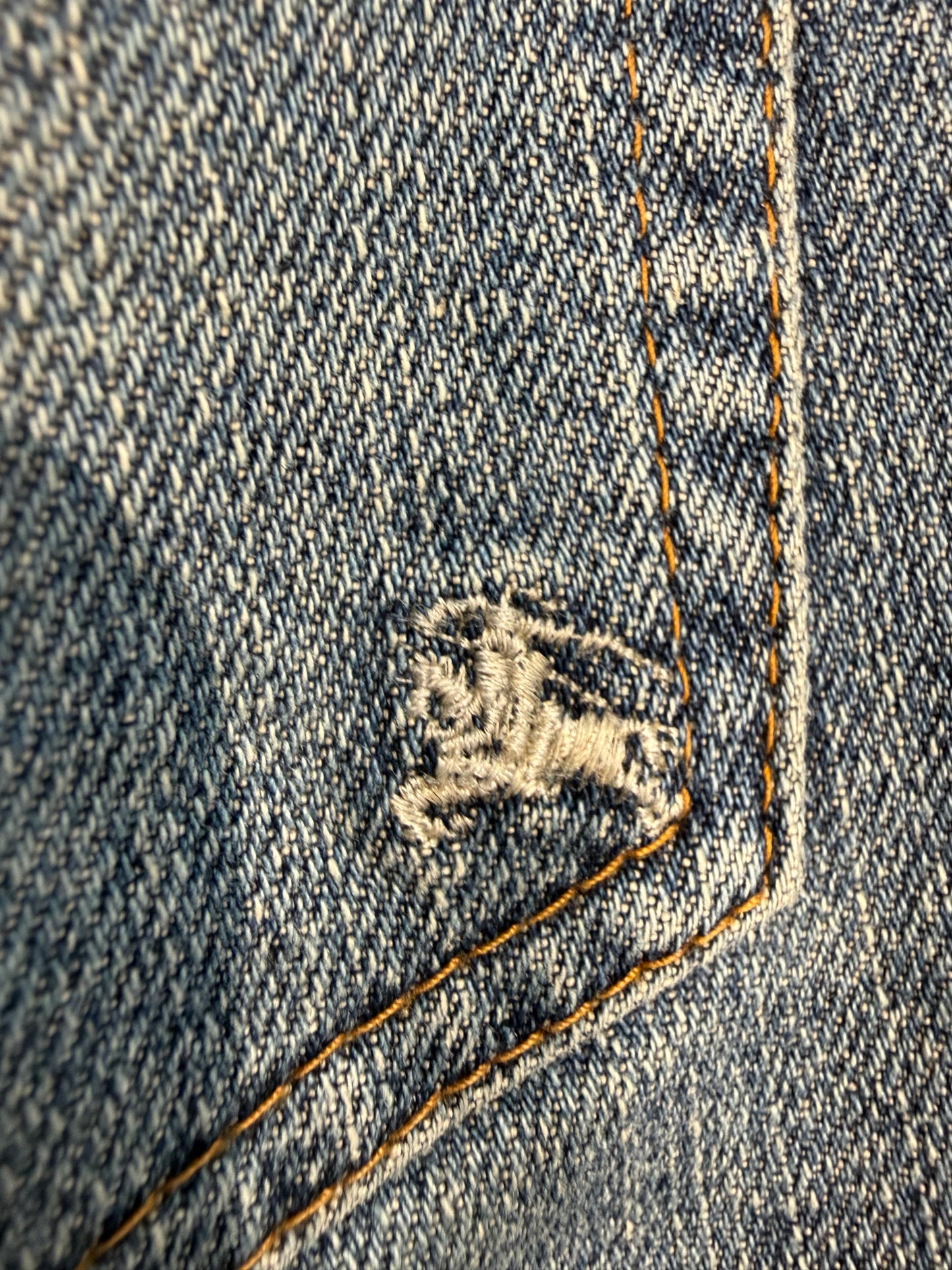 000’s Burberry Slim Fit Jeans (31”)