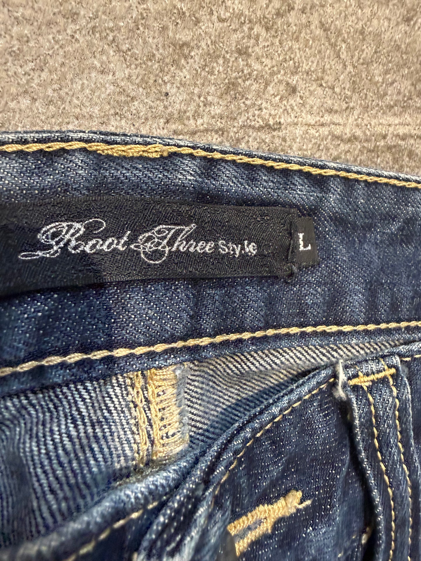 000’s Root Three Jeans (31”)