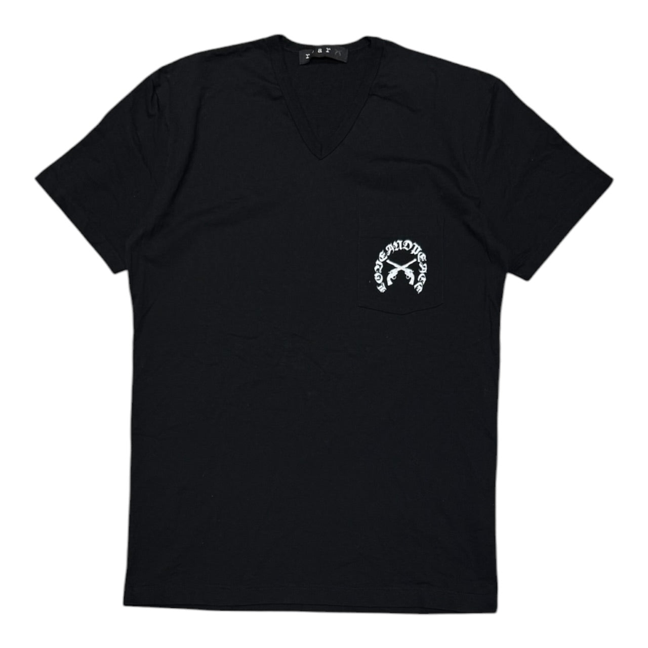 000’s Roar V Neck Tee (S)
