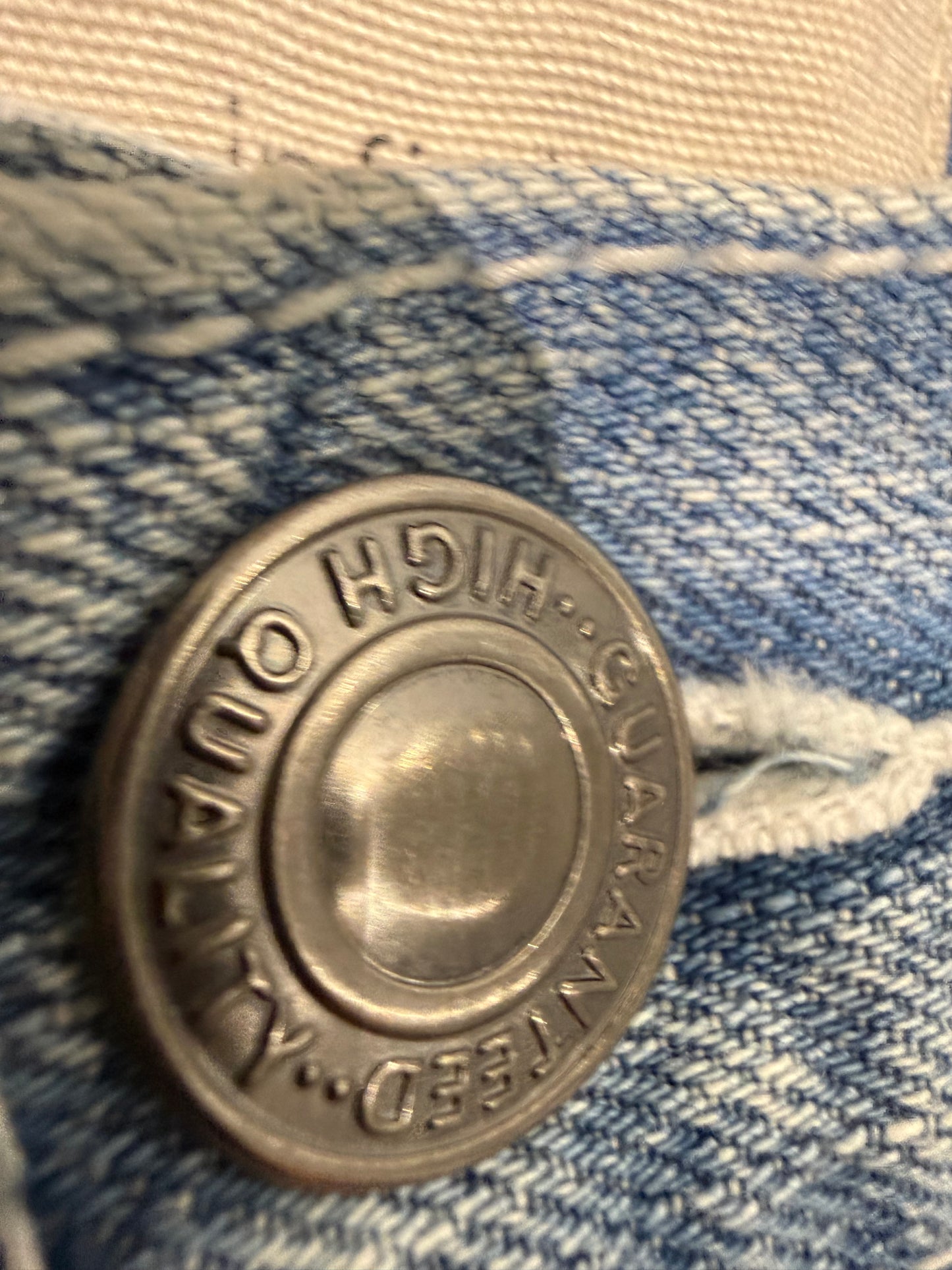 000’s Neutral Infinity Whiskered Jeans (31”)