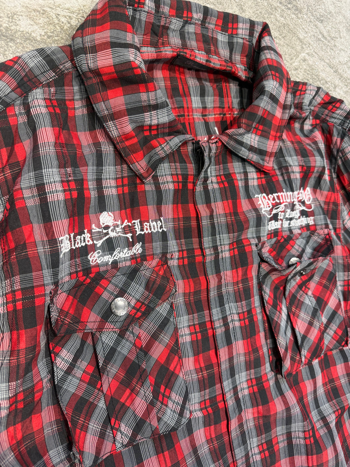 000’s Bernings Skull Plaid Flannel (L)