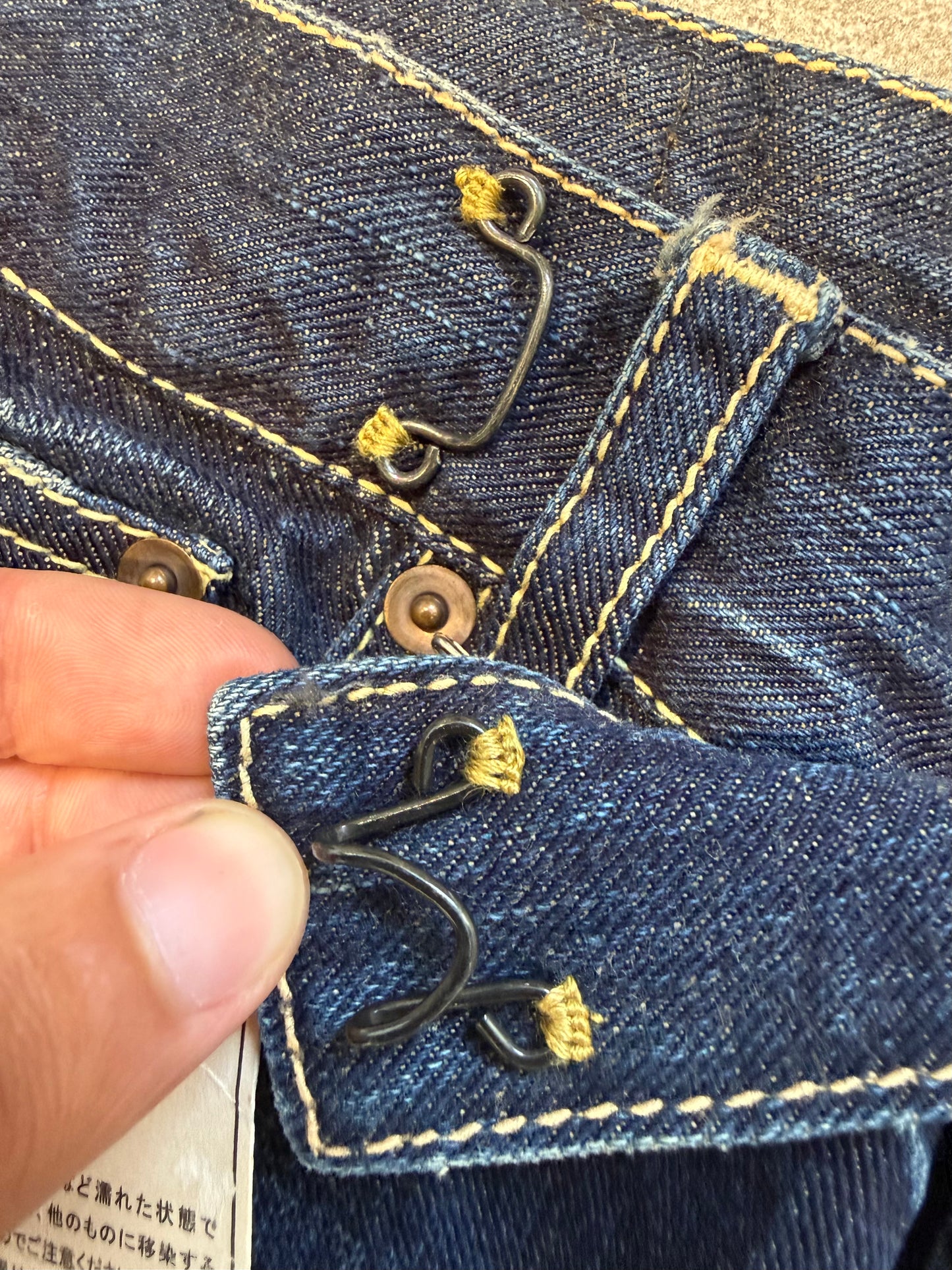000’s Mando Jeans (32”)