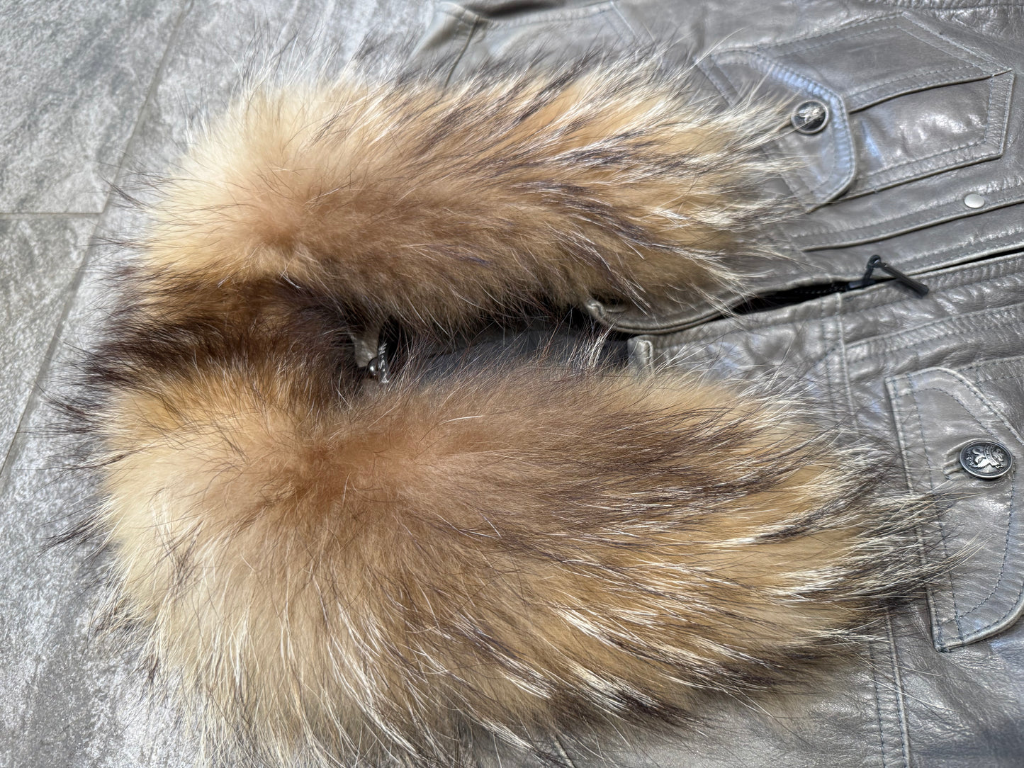 000’s ASM Buffalo Leather Fur Jacket (M)