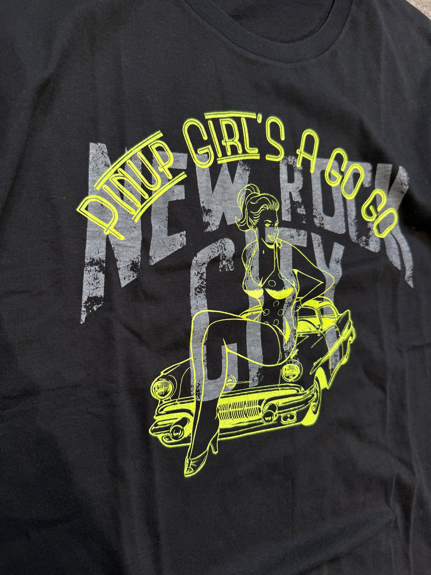 000’s Armed Tee (S)