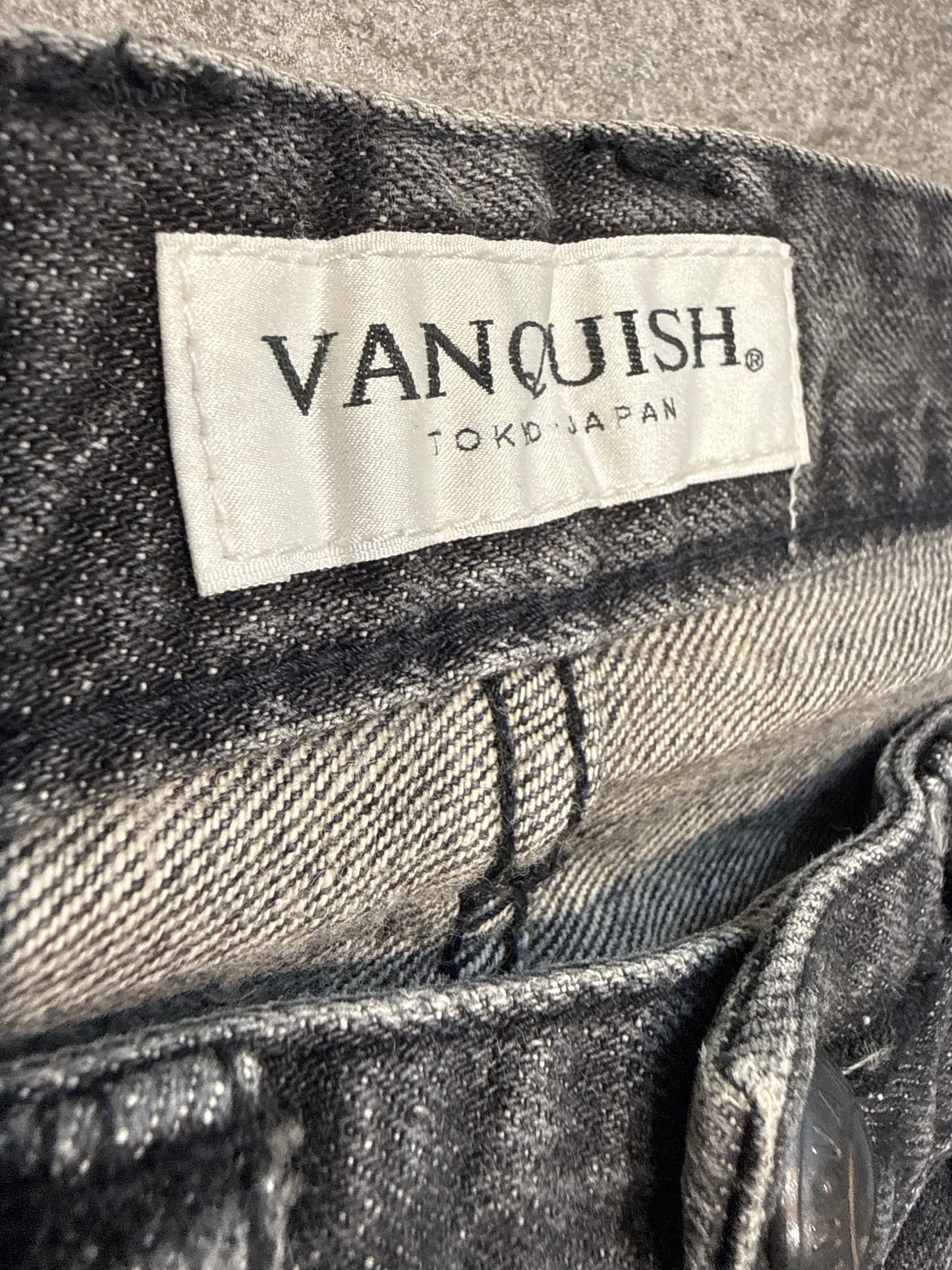 000’s Vanquish Script Jeans (32”)