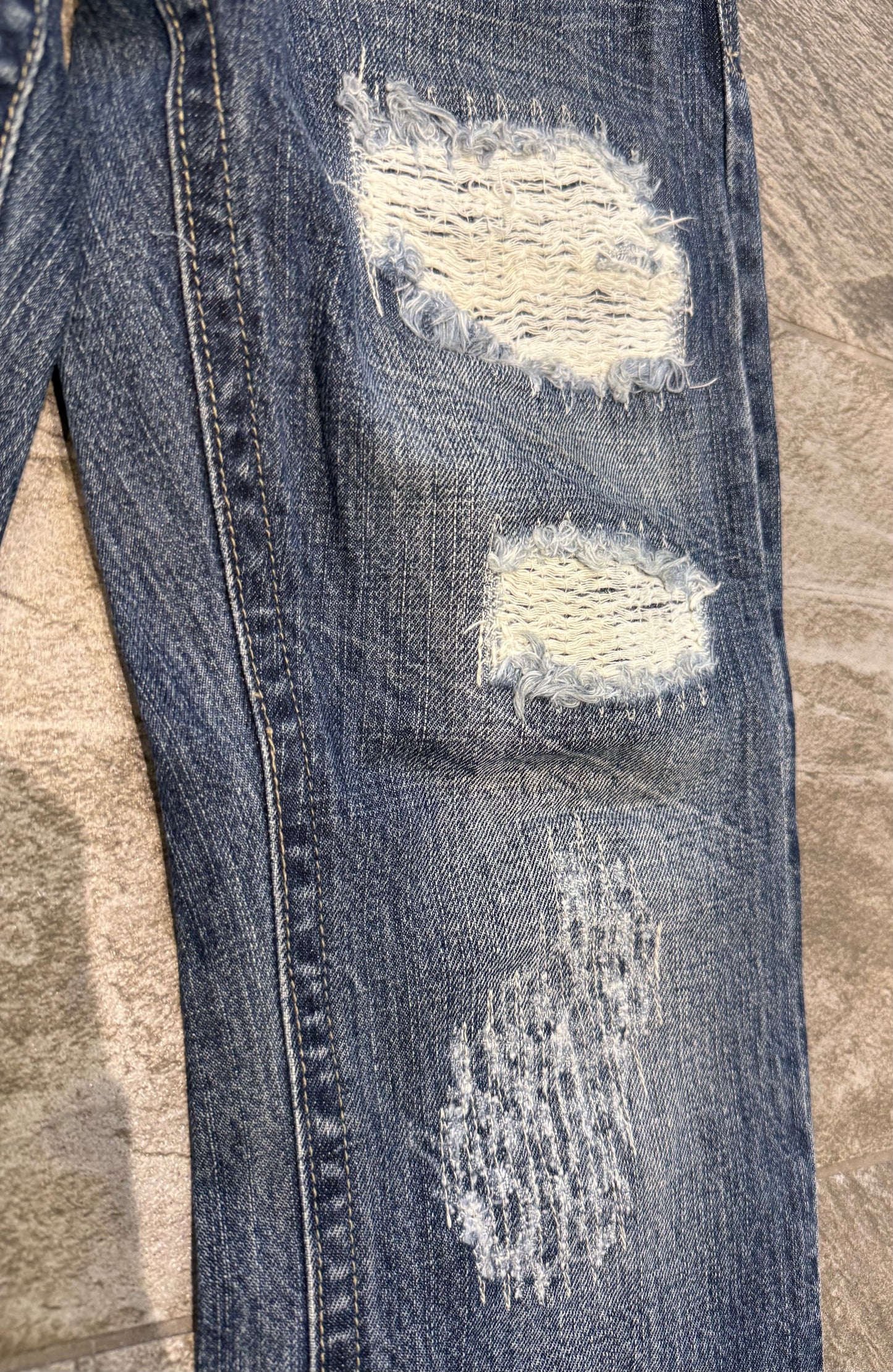 000’s Karl Kani Distressed Jeans (30”)