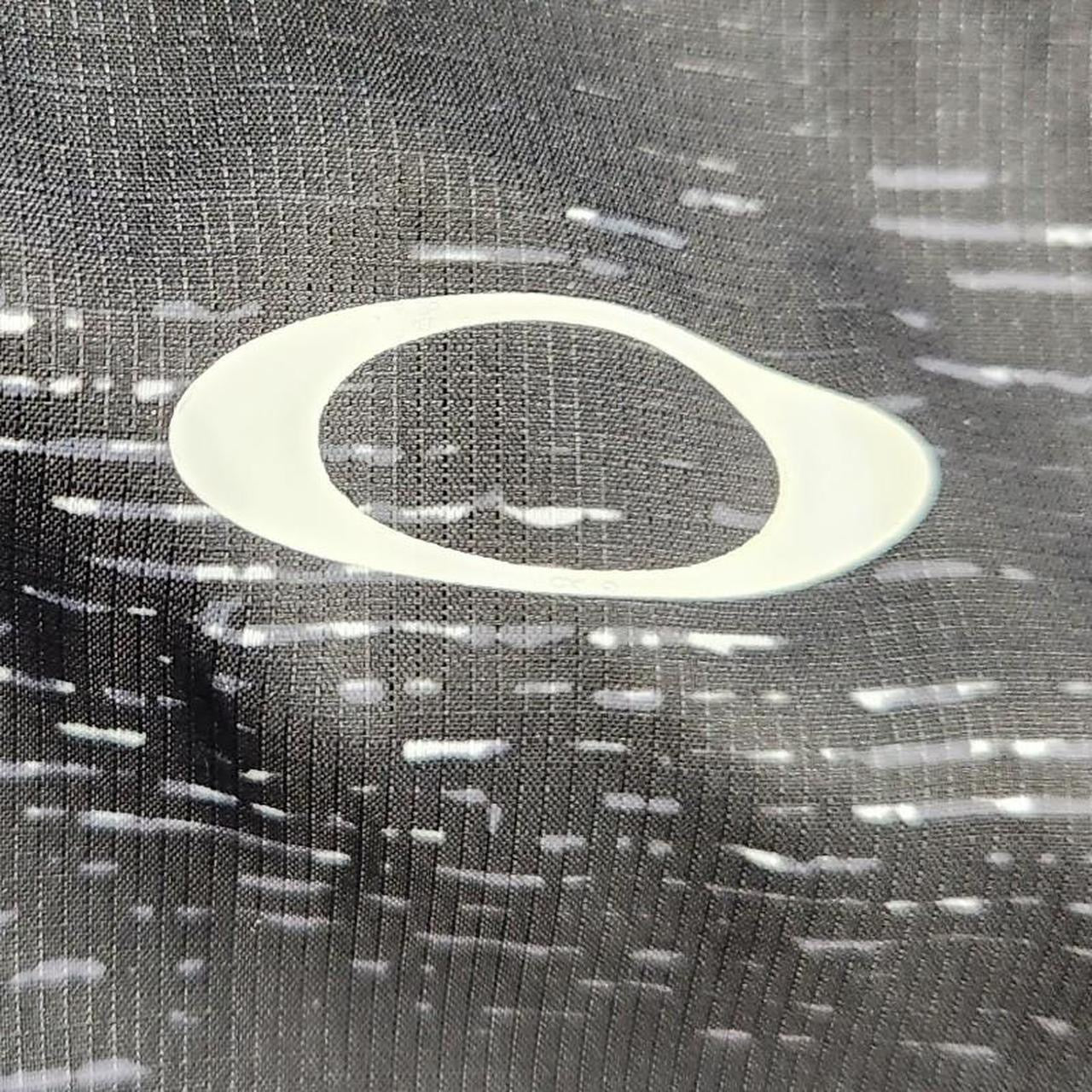 Oakley "Glitch" Technical Puffer Jacket