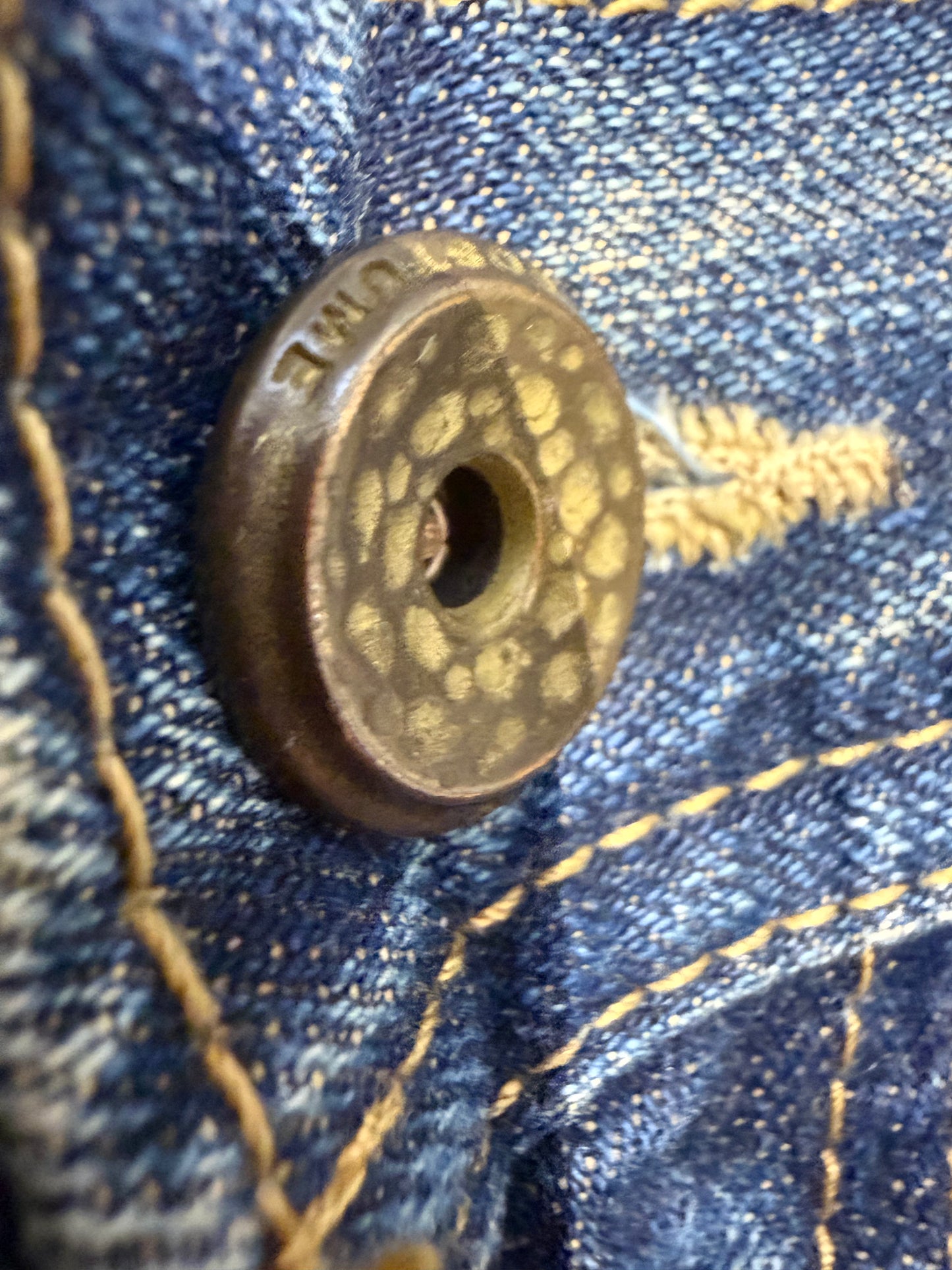 000’s AVH Bootcut Jeans (33”)