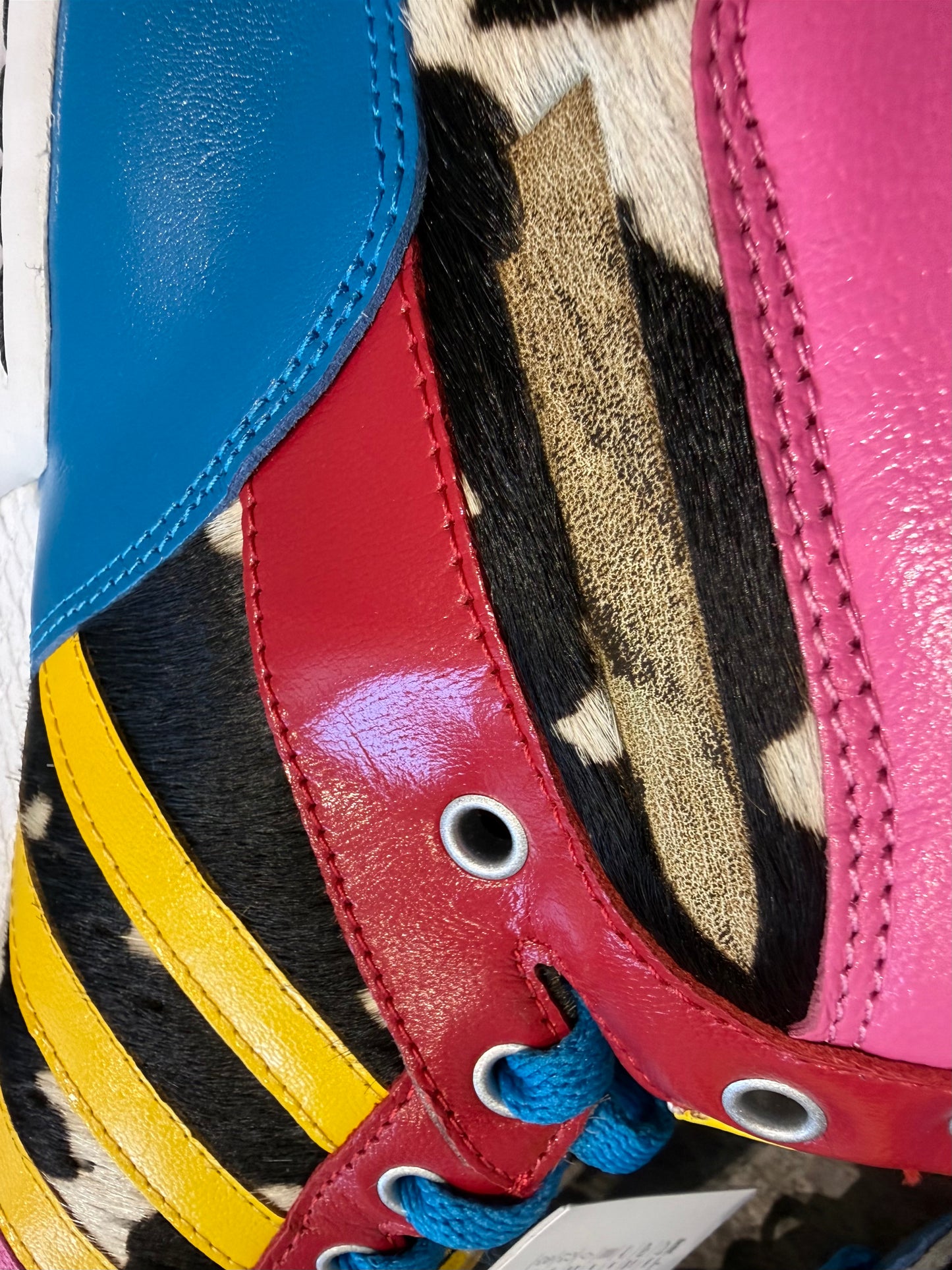 Jeremy Scott x 2NE1 x Adidas Wings (UK 9 - EU 43)