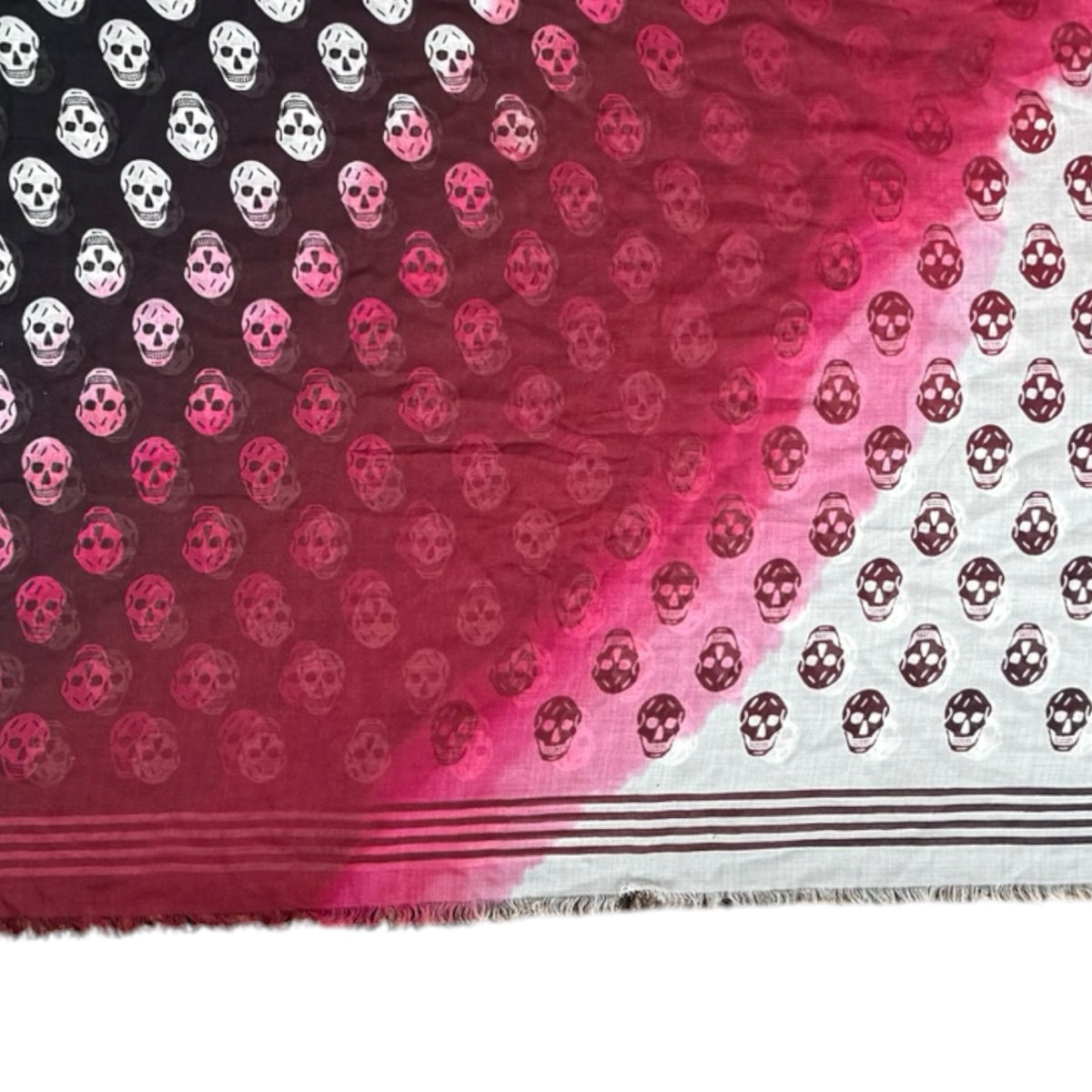 Alexander McQueen Gradient Skull Scarf