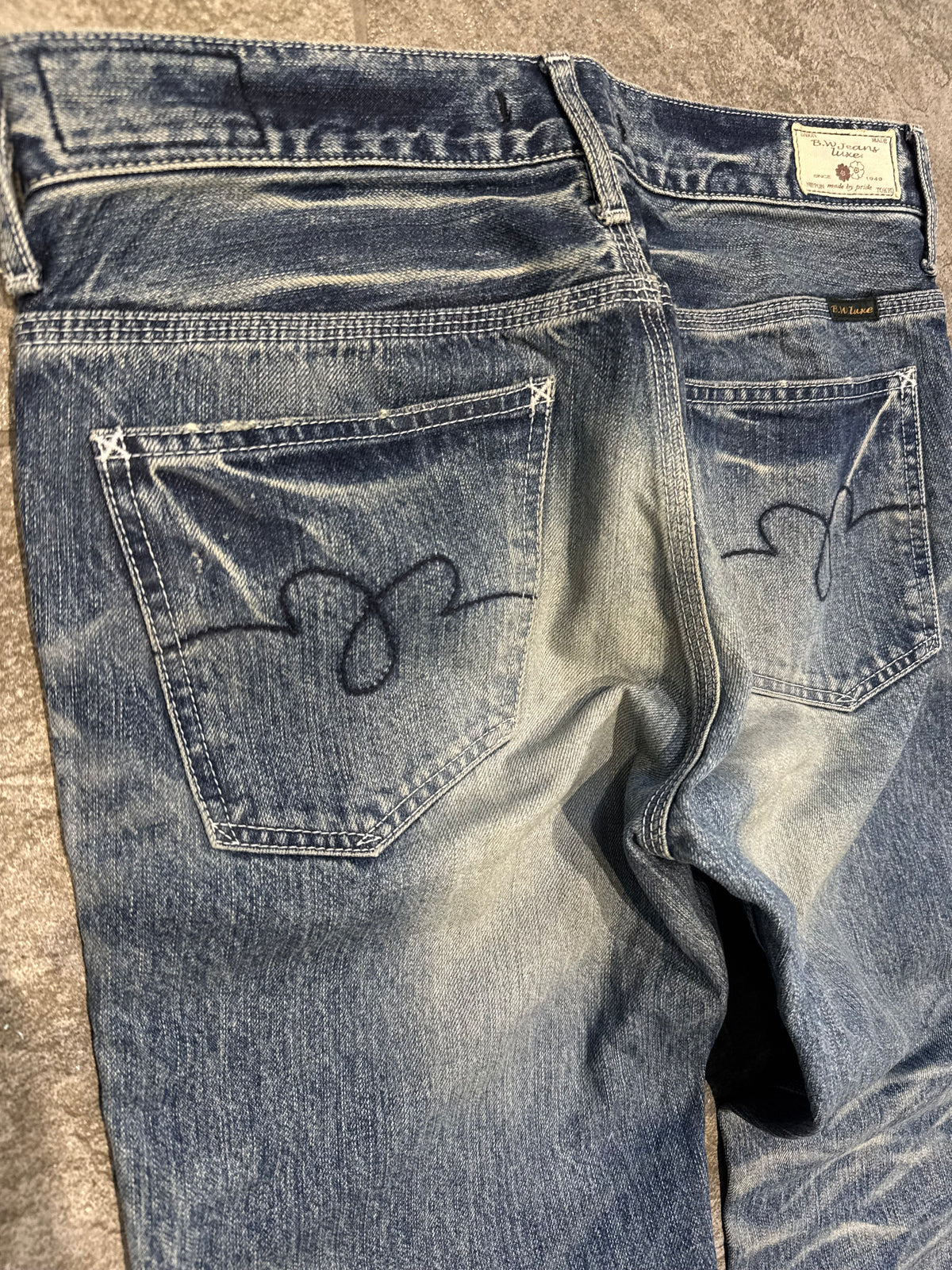 000’s Blueway Whiskered Jeans (31”)