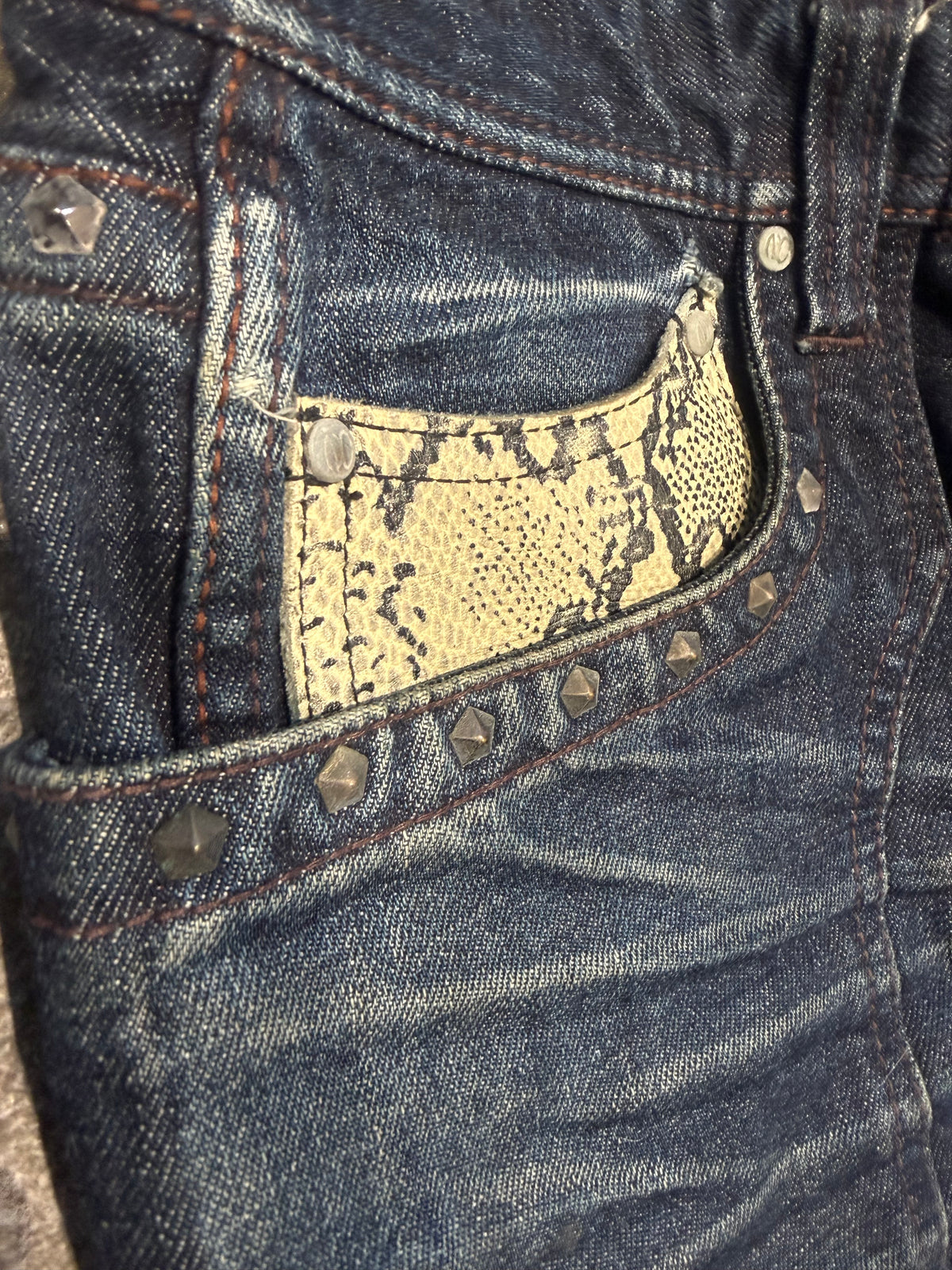 000’s Nicole Studded Snakeskin Jeans (32”)