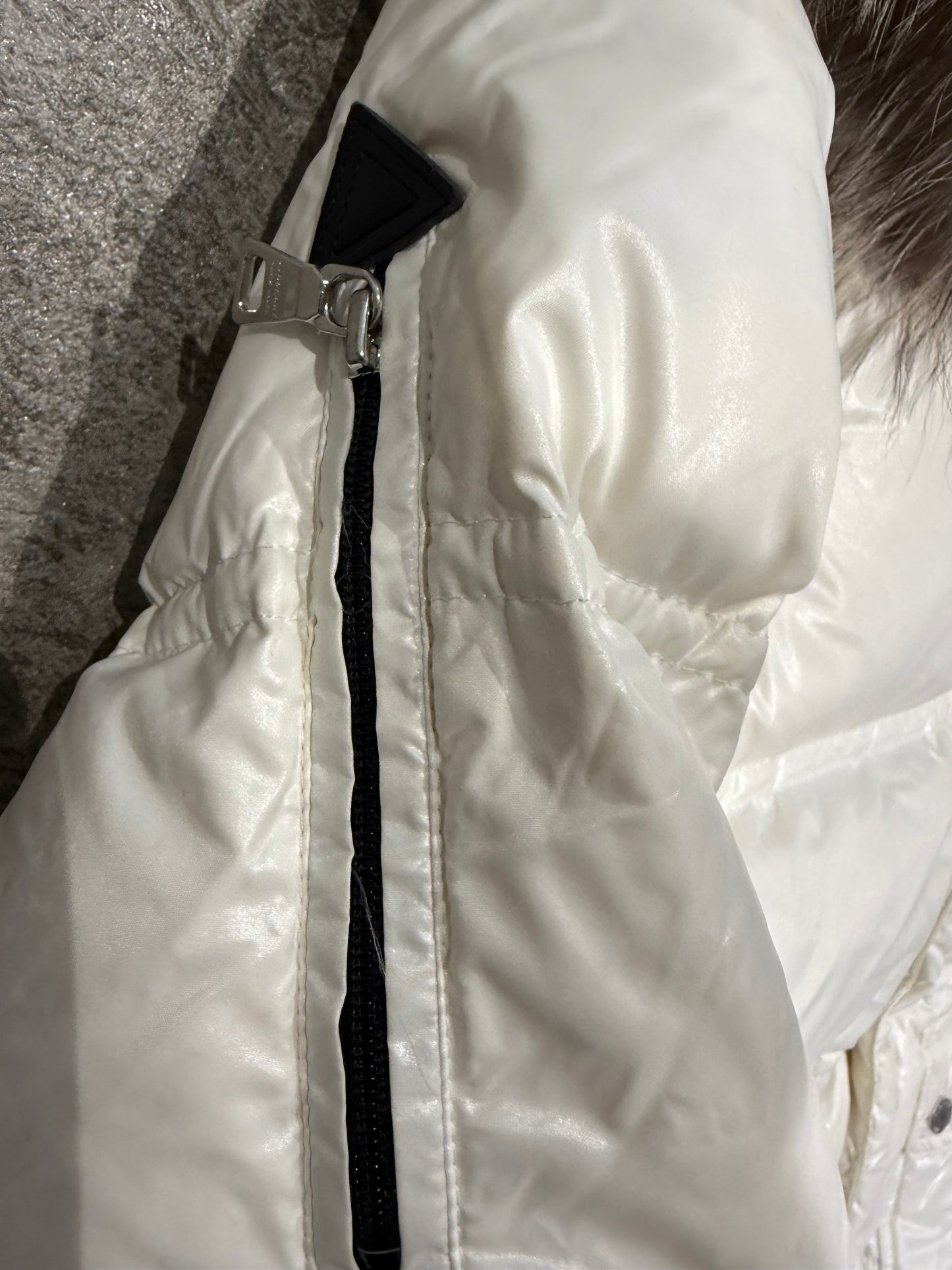 2006 Burberry 2 In 1 Glossy Fur Puffer (S-M)
