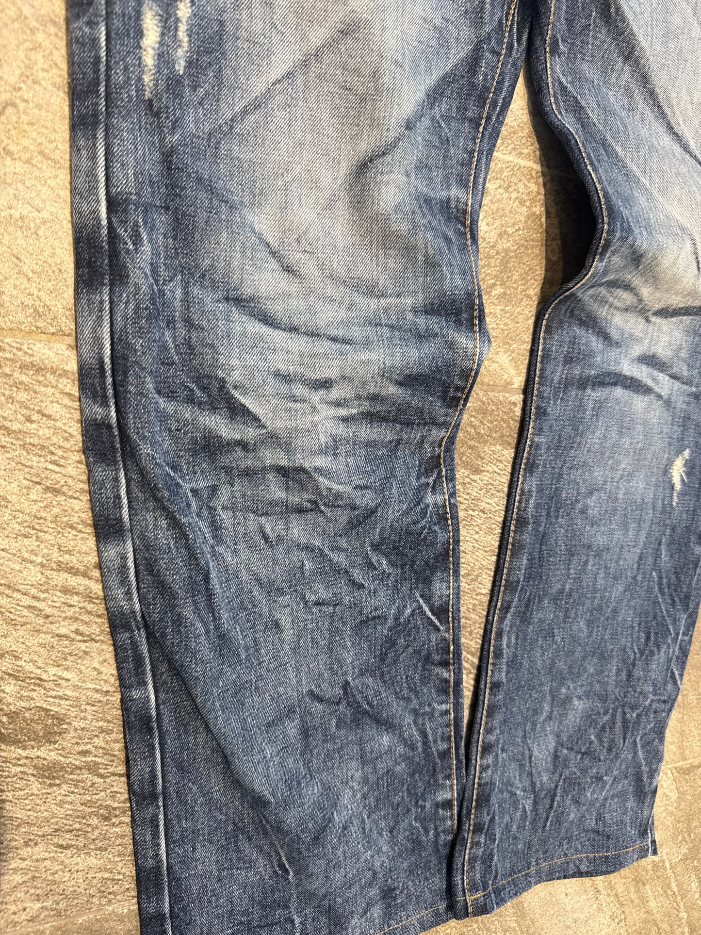 000’s DPSR Distressed Jeans (34”)