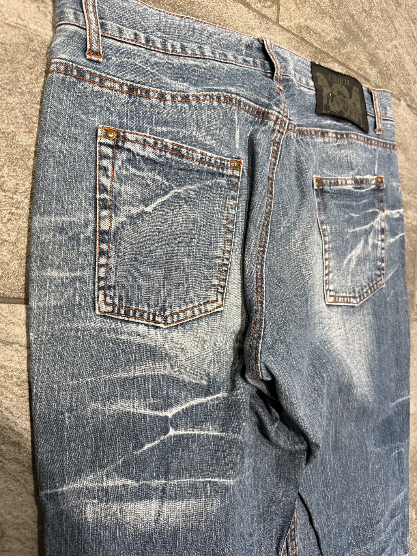 000’s Lowbox Jeans (32”)