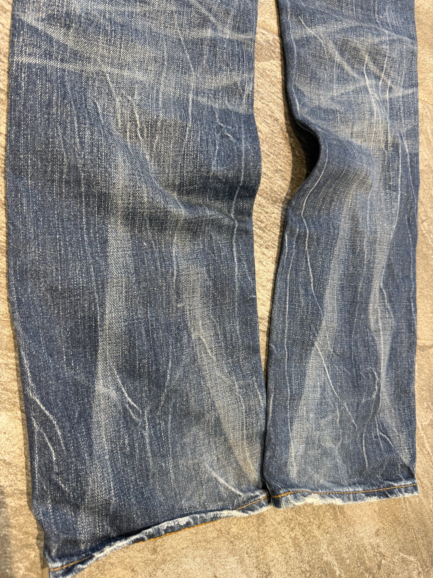 000’s Levi’s 502 Ghostwash Jeans (28”)