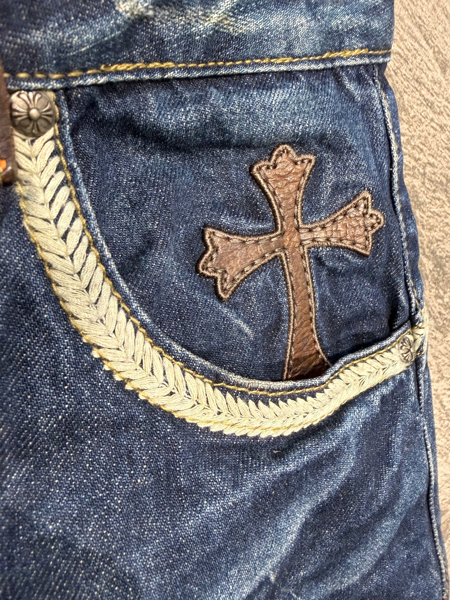 000’s Be Ambition Cross Jeans (32”)