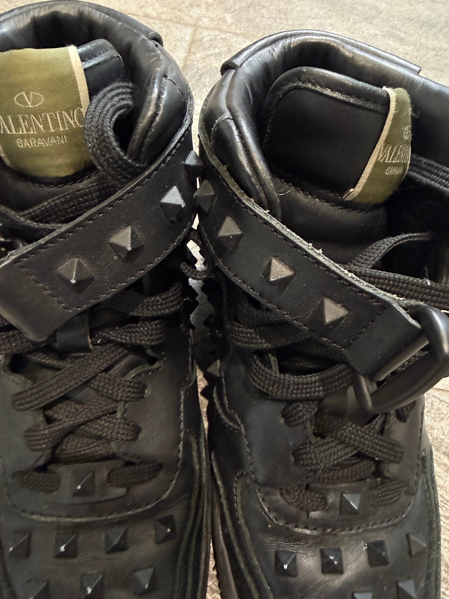 Valentino Rockstud High Tops (EU 41 - UK 7)