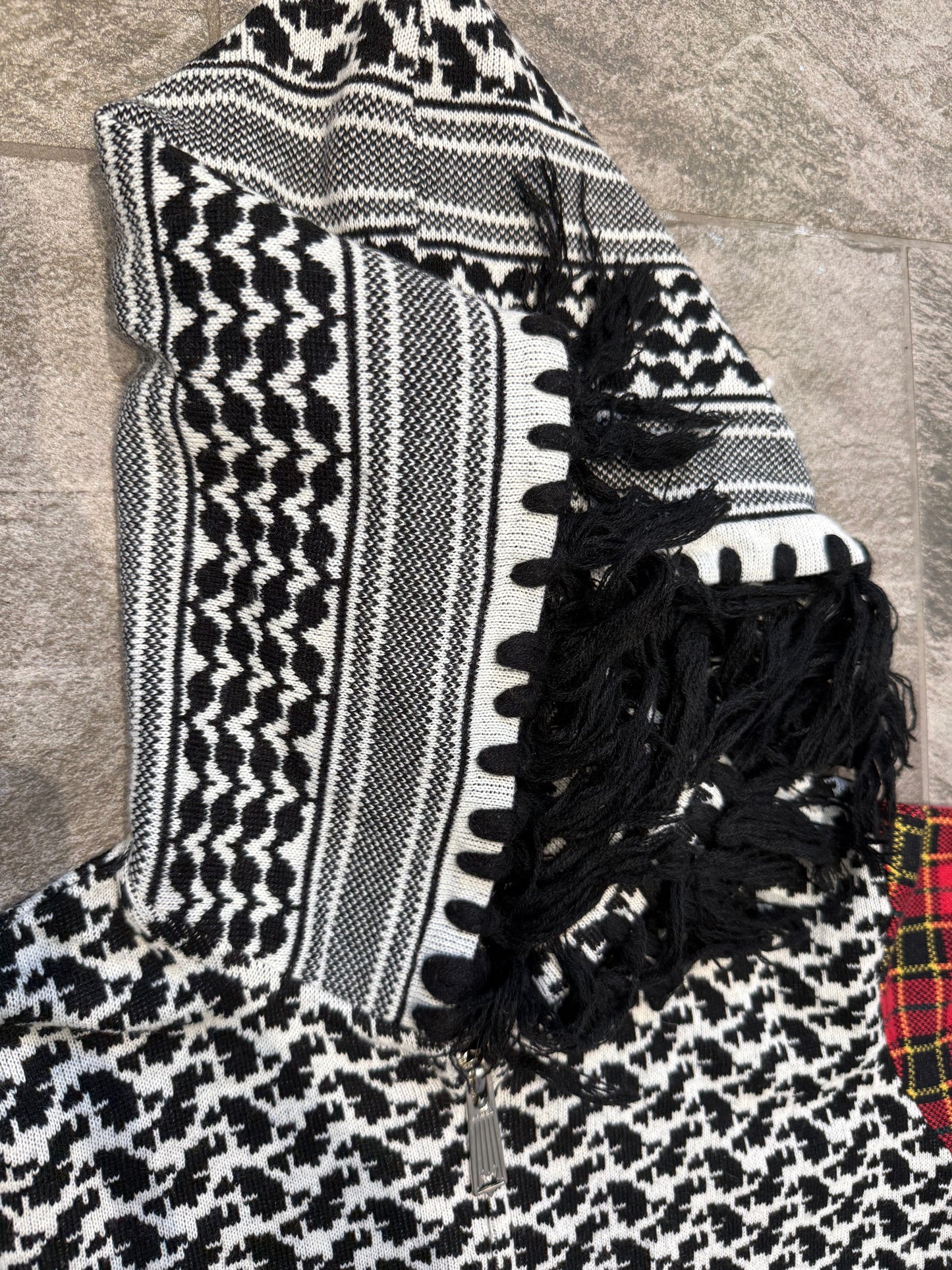 000’s Armed Keffiyeh Hoodie (S)