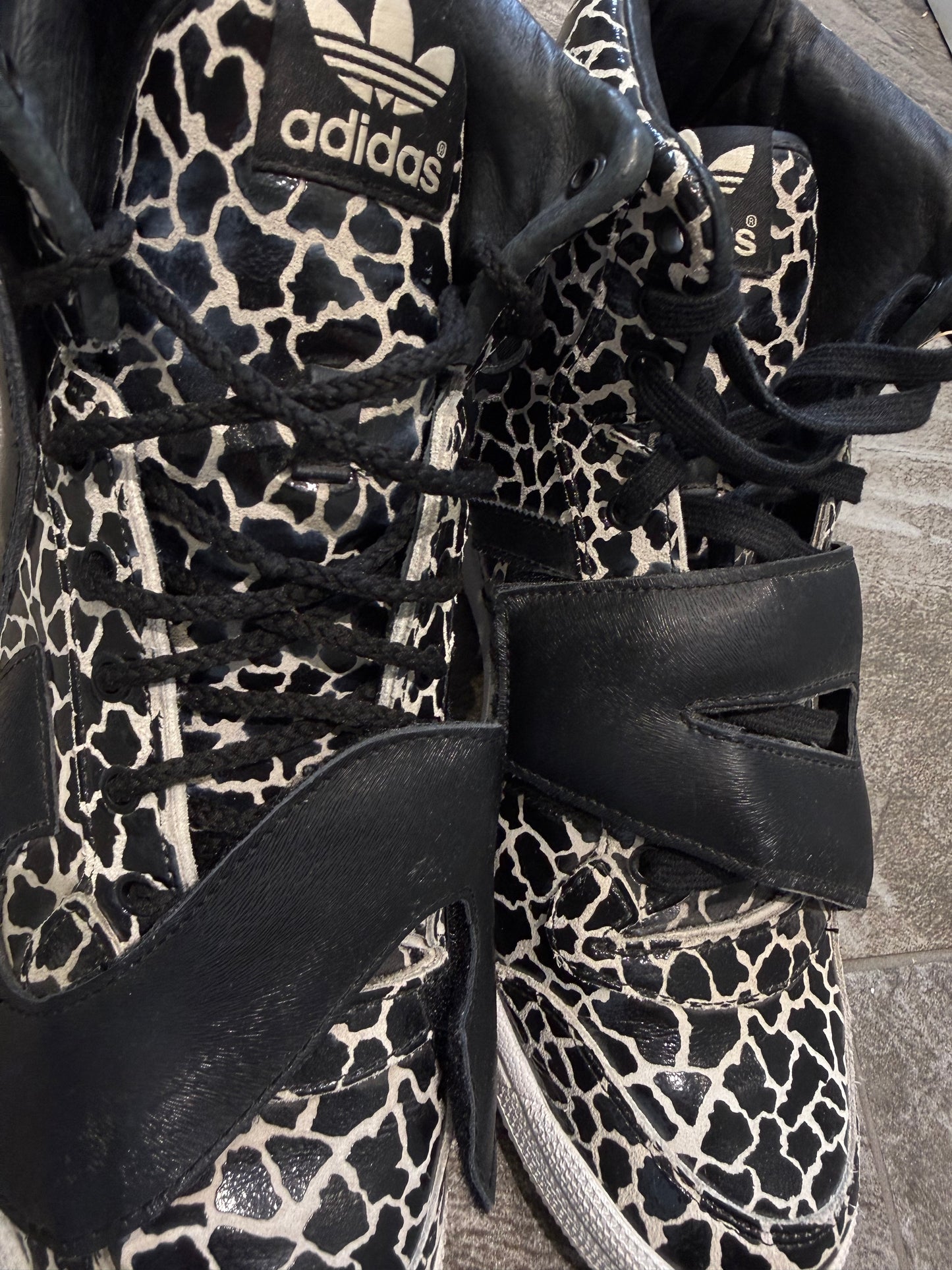 Adidas x Jeremy Scott Giraffe (UK 10.5)