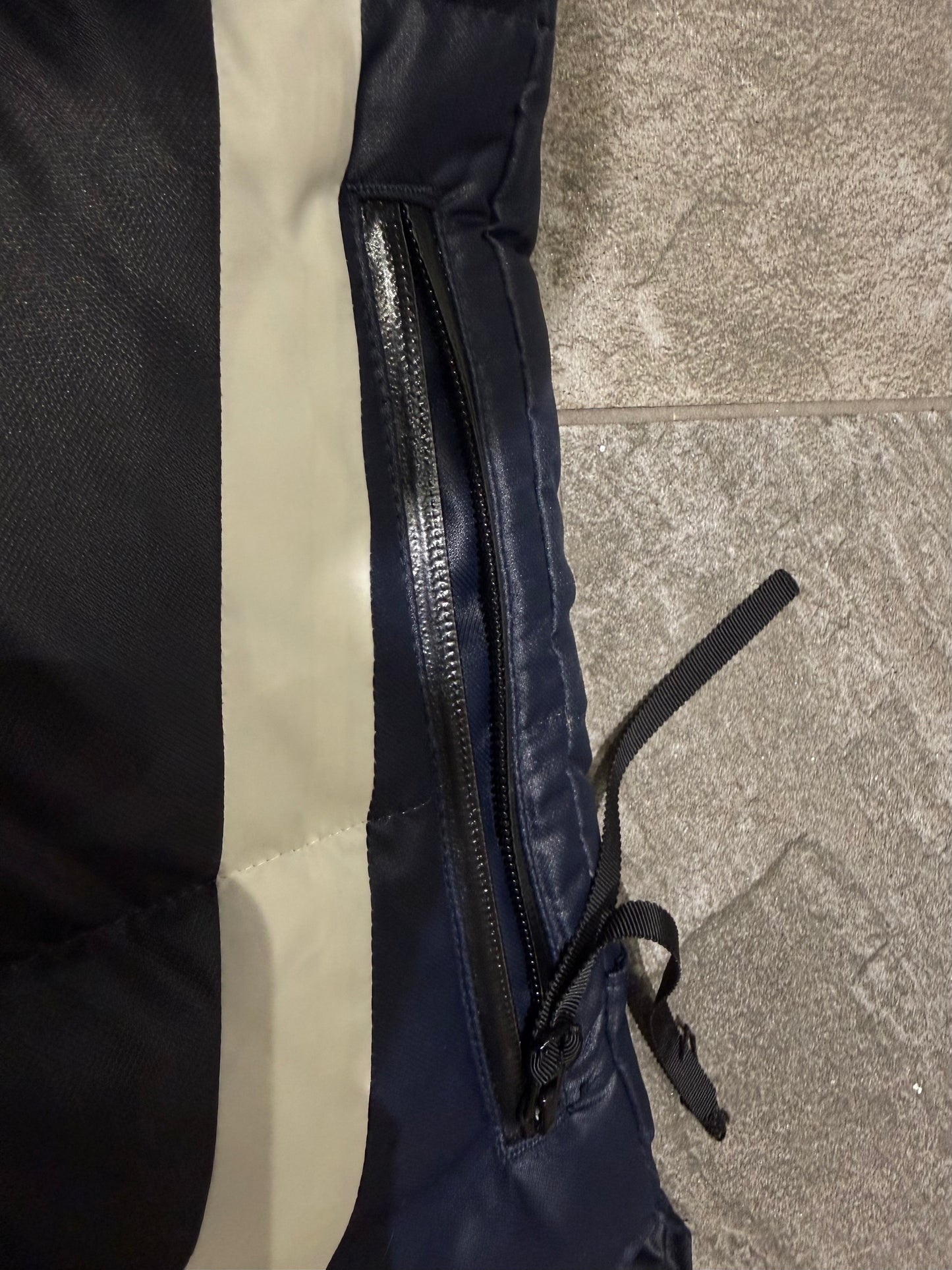 000’s Black Ridge Fur Collar Puffer (M)