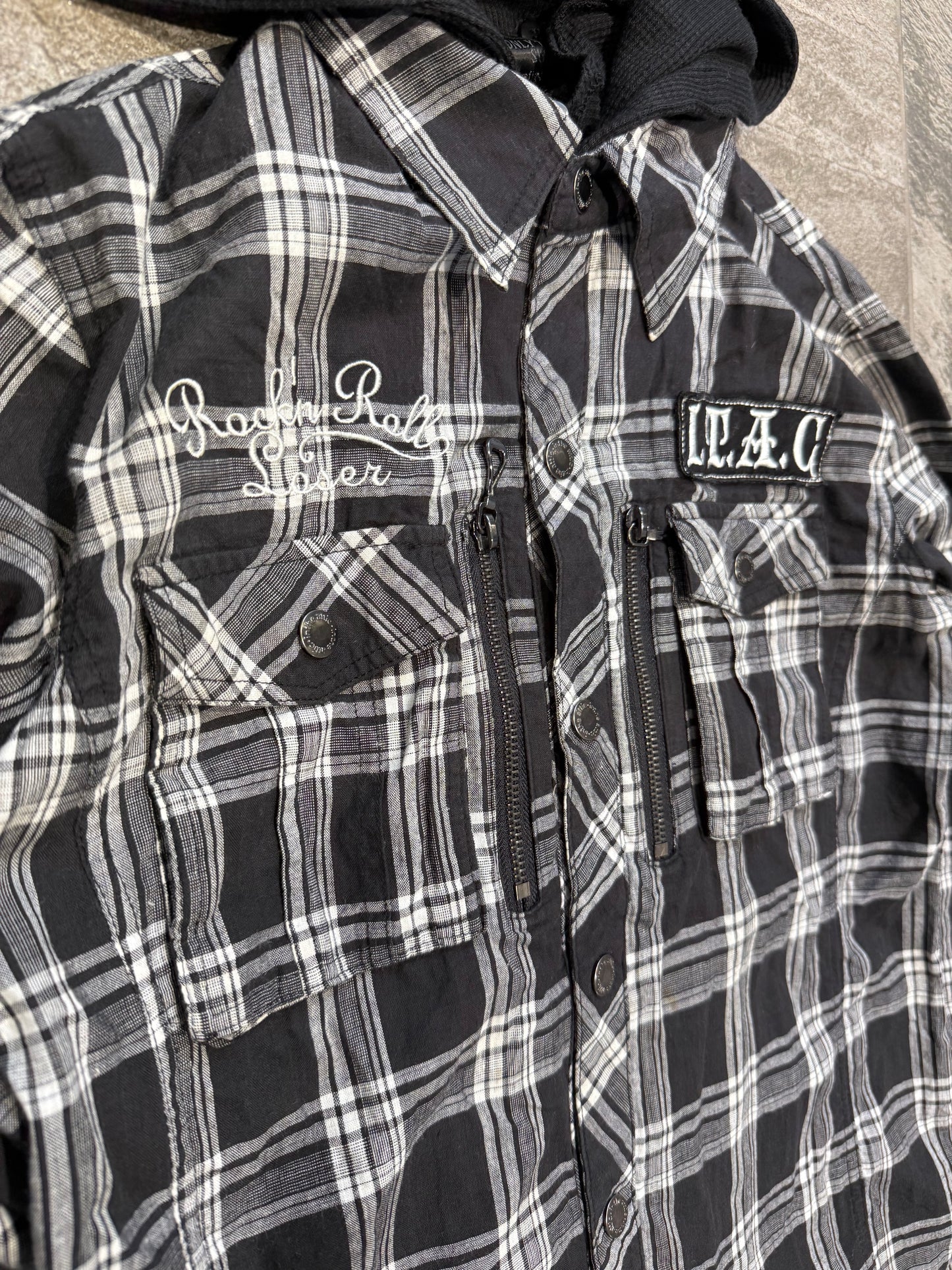 000’s In the Attic Checkered Flannel (S)