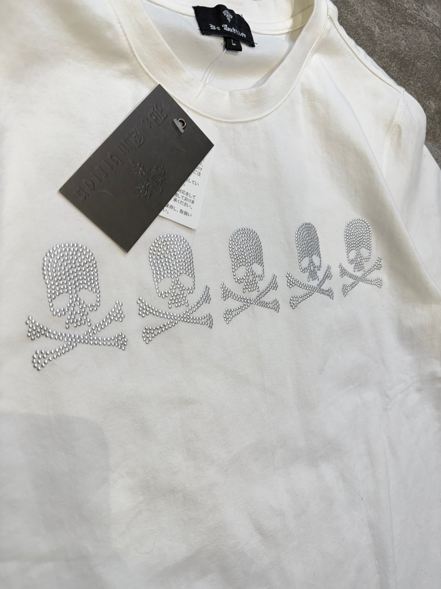 000’s Be Ambition Studded Tee (M)