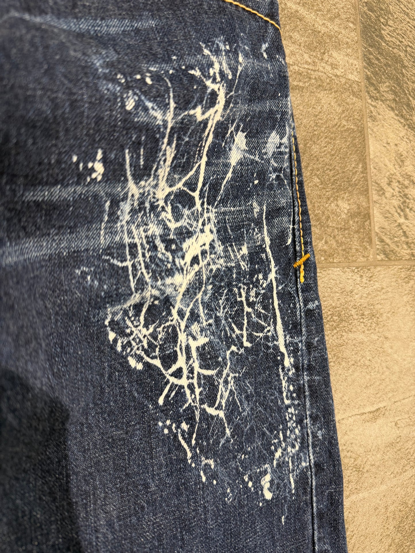 000’s Blueway Paint Splatter Bootcut Jeans (30”)