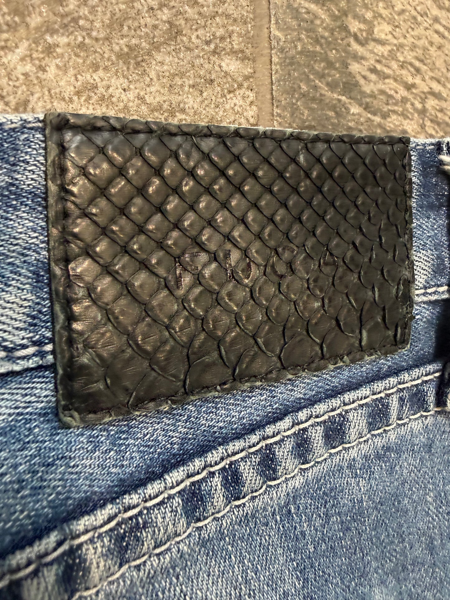 000’s Fuga Jeans (32”)