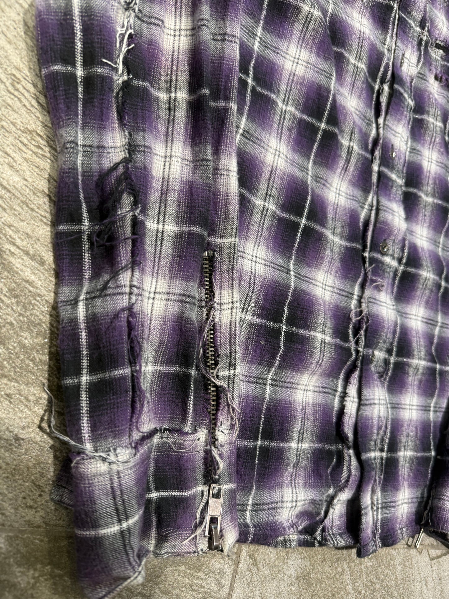000’s Glad News Skull Flannel Shirt (S-M)