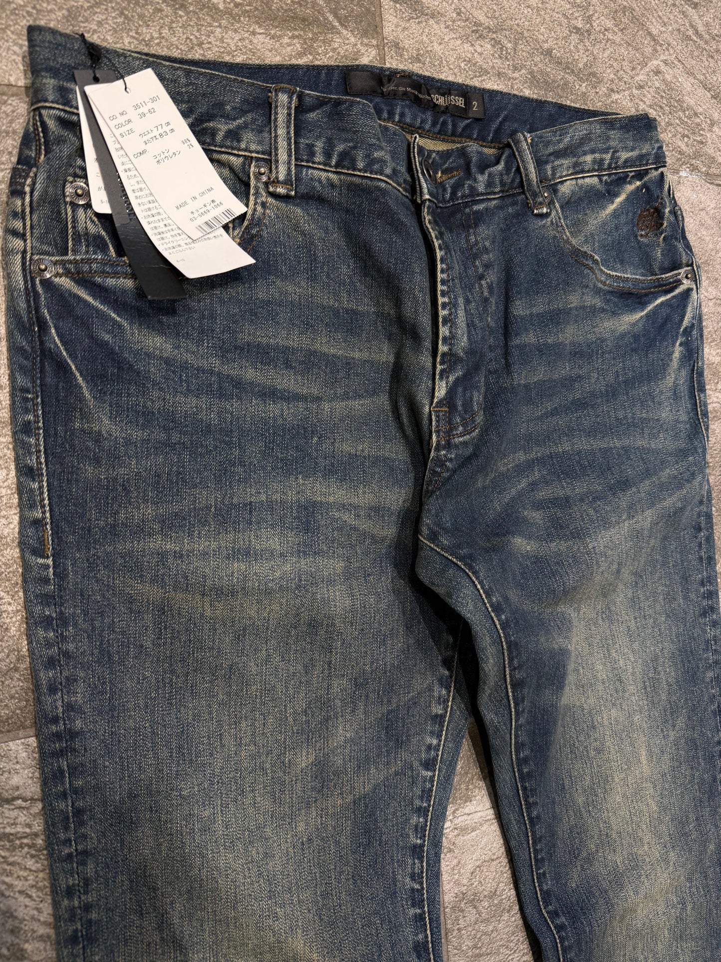 000’s Schlussel Bow Legged Jeans (30”)