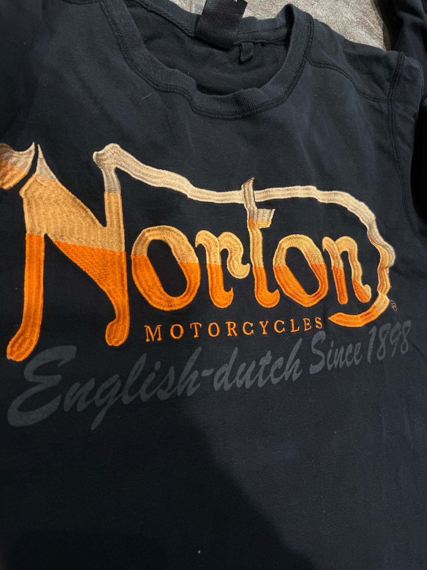 000’s Norton Longsleeve Tee (M)